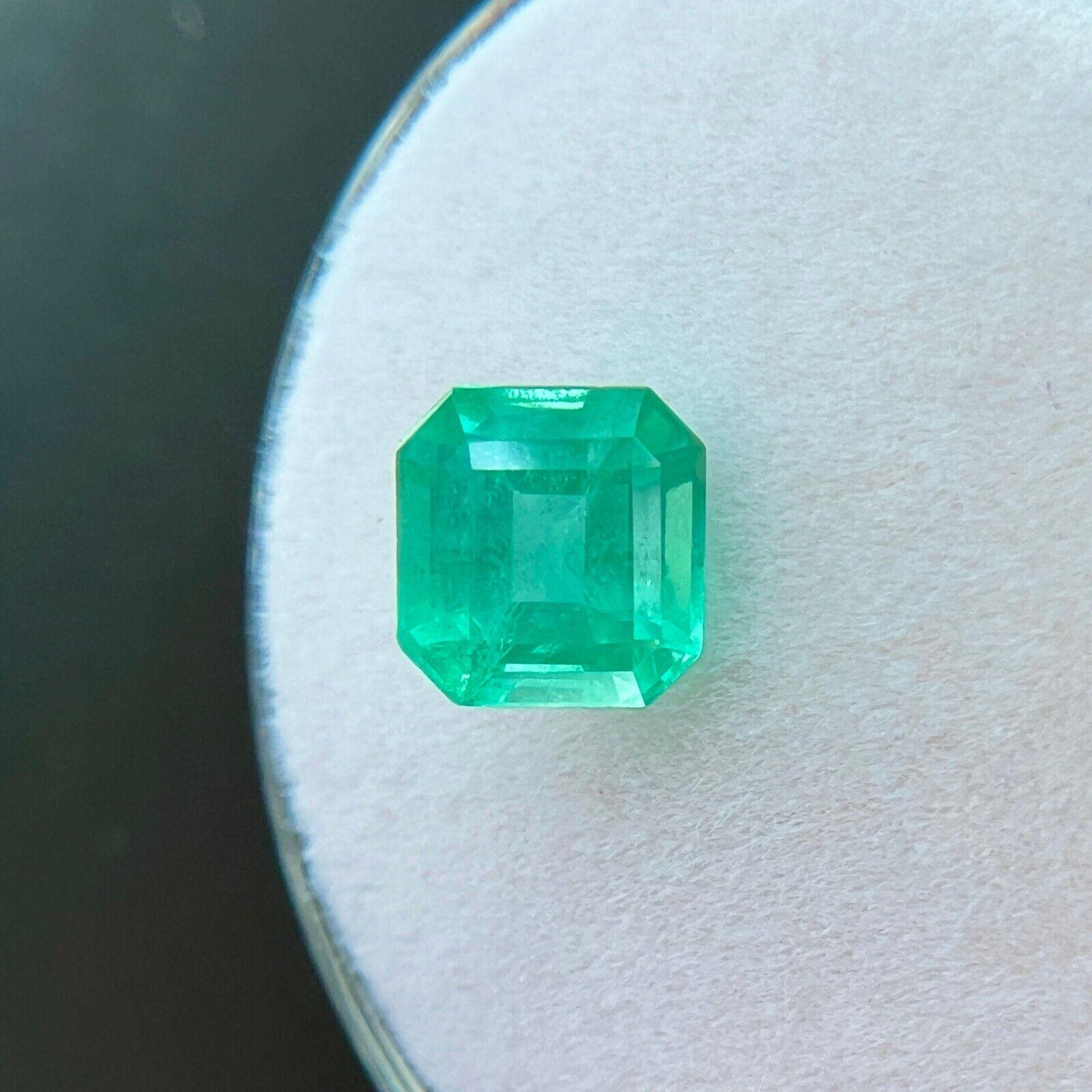 Esmeralda natural de 1,15ct Rara talla octágono verde vivo 6,1 X 5,1mm Gema suelta
 
 Esmeralda verde natural suelta.
 Esmeralda de 1,15 quilates de un hermoso color verde brillante. También tiene muy buena claridad, con sólo algunas inclusiones