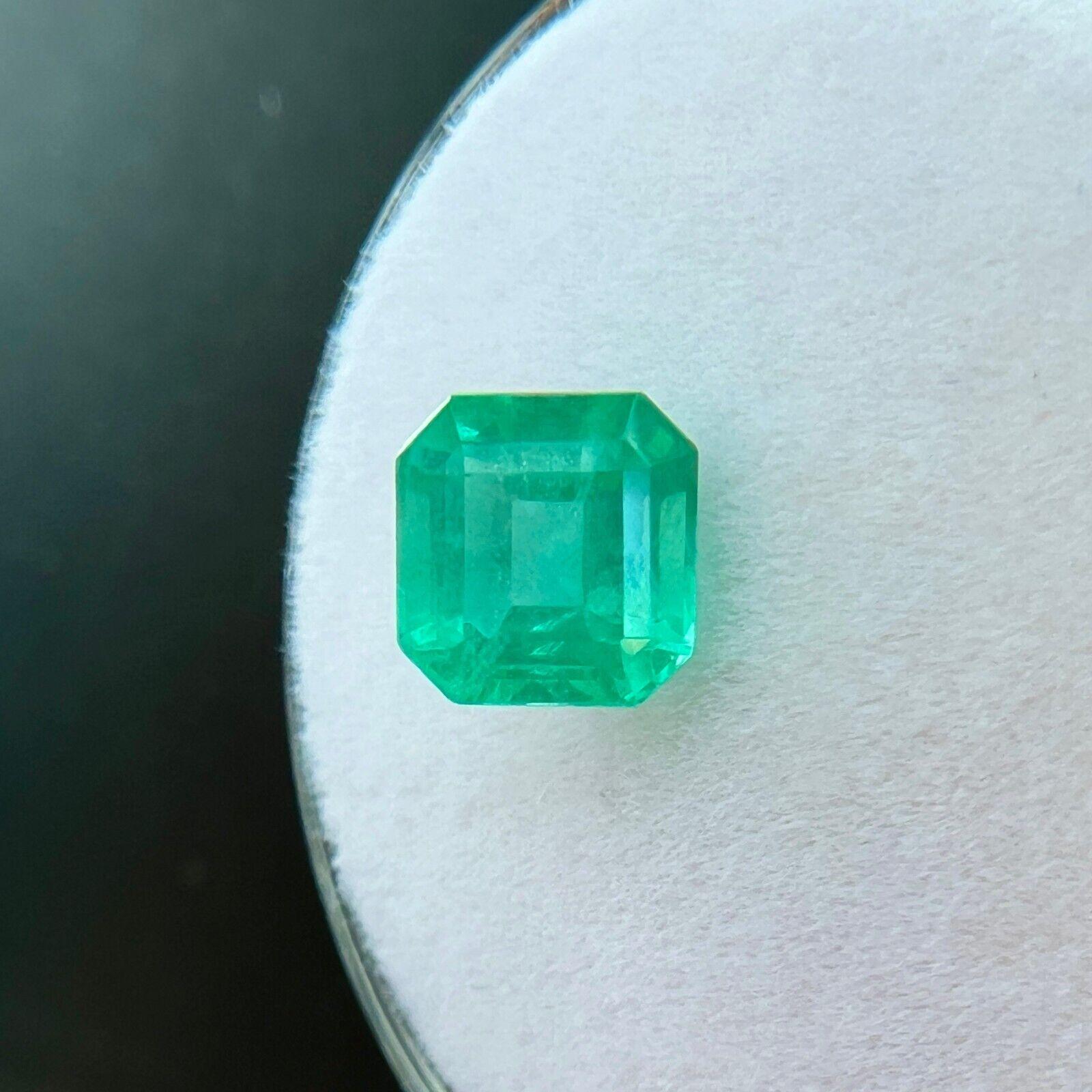 Esmeralda natural de 1,15ct Rara talla octágono verde vivo 6,1 X 5,1mm Gema suelta en Nuevo estado para la venta en Birmingham, GB