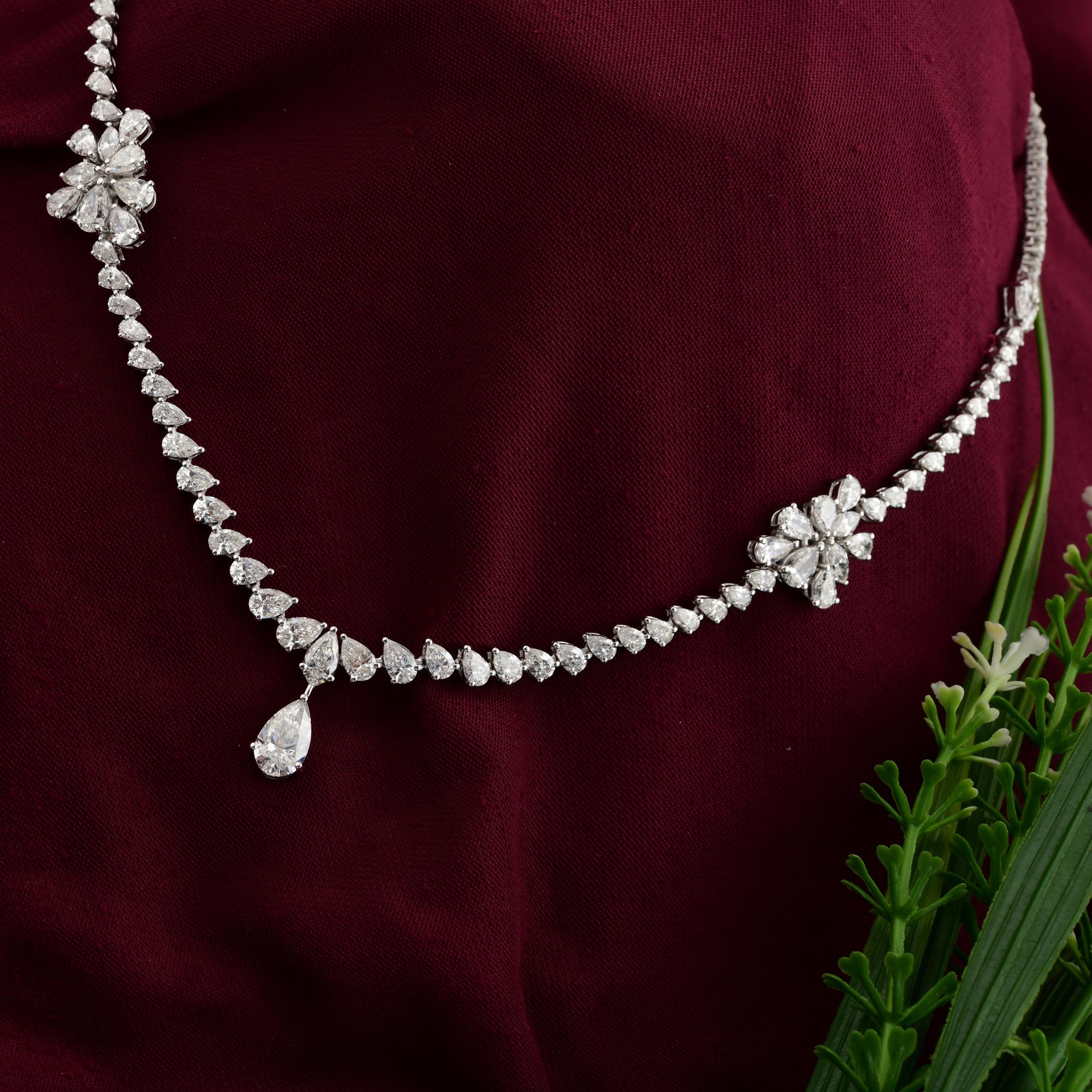 Natural 11.69 Carat SI Clarity HI Color Pear Diamond Necklace 18k White Gold In New Condition For Sale In Diera, Dubai