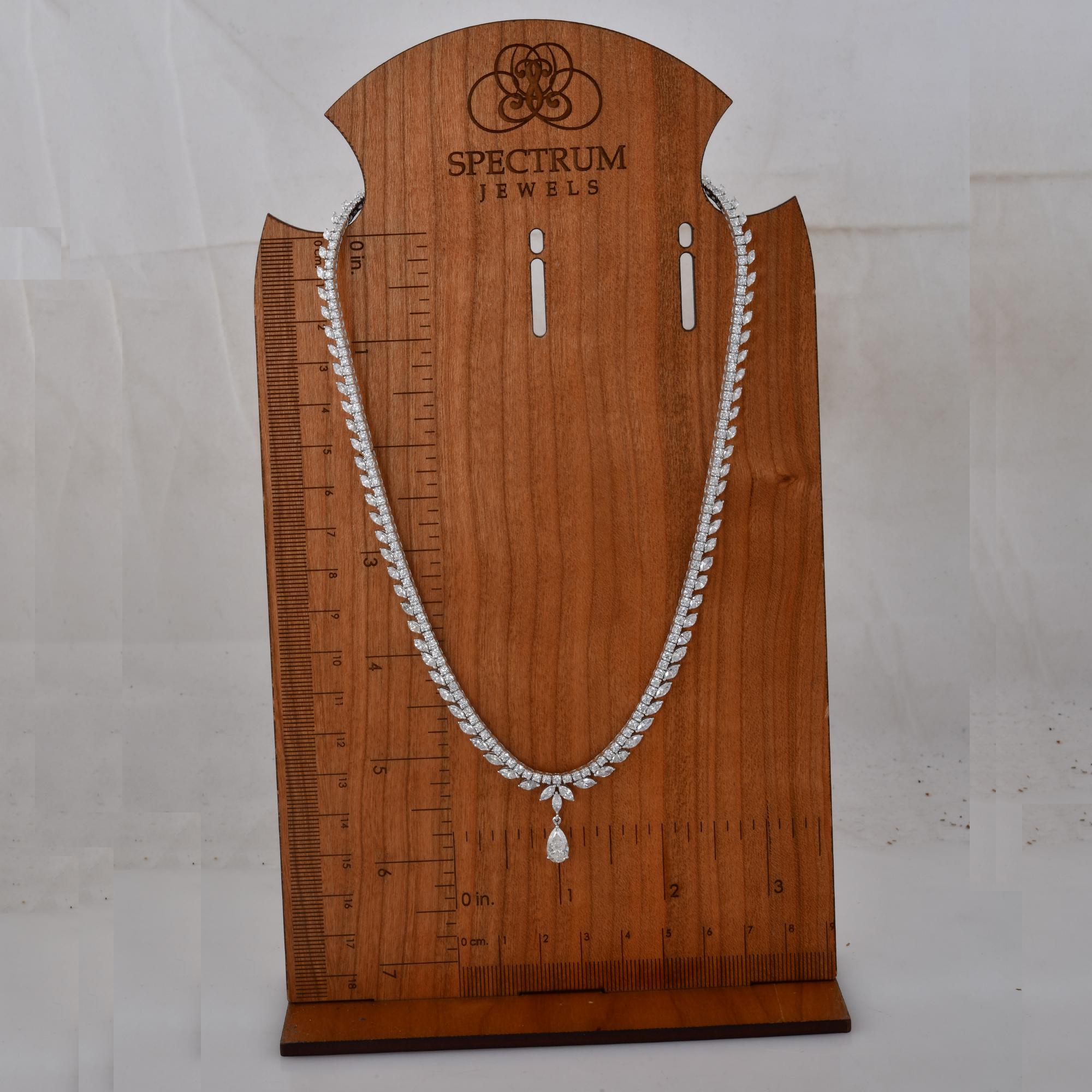 11.92 Carat SI/H Pear Brilliant Cut Diamond Necklace 14 Karat White Gold Jewelry Pour femmes en vente