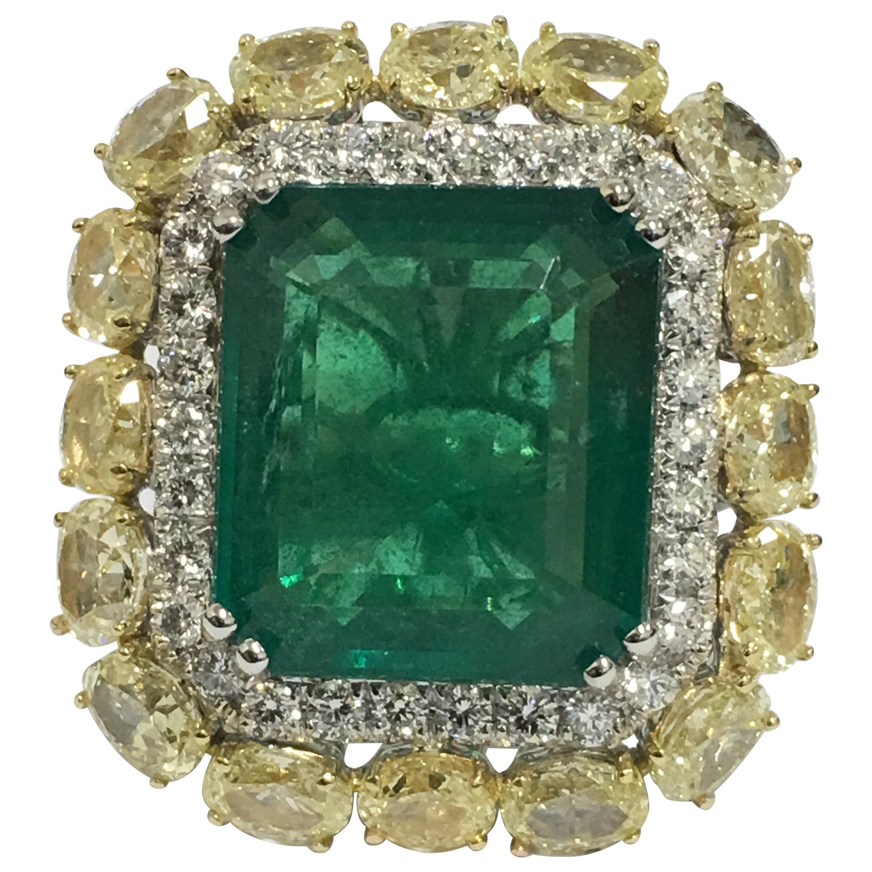Natural 11.93 Carat Emerald Yellow and White Diamond Cocktail Ring