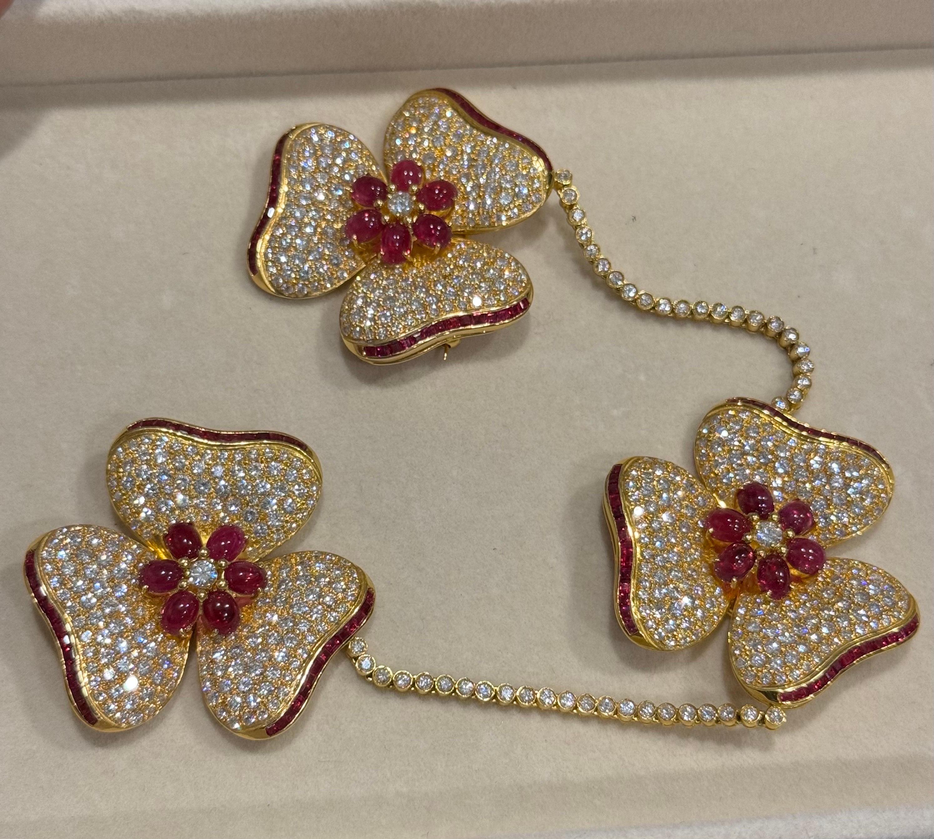 Women's or Men's Natural 12 Ct Burma Ruby & 30 Ct Diamond Trio Pin 18 Karat Yellow Gold 78gm For Sale