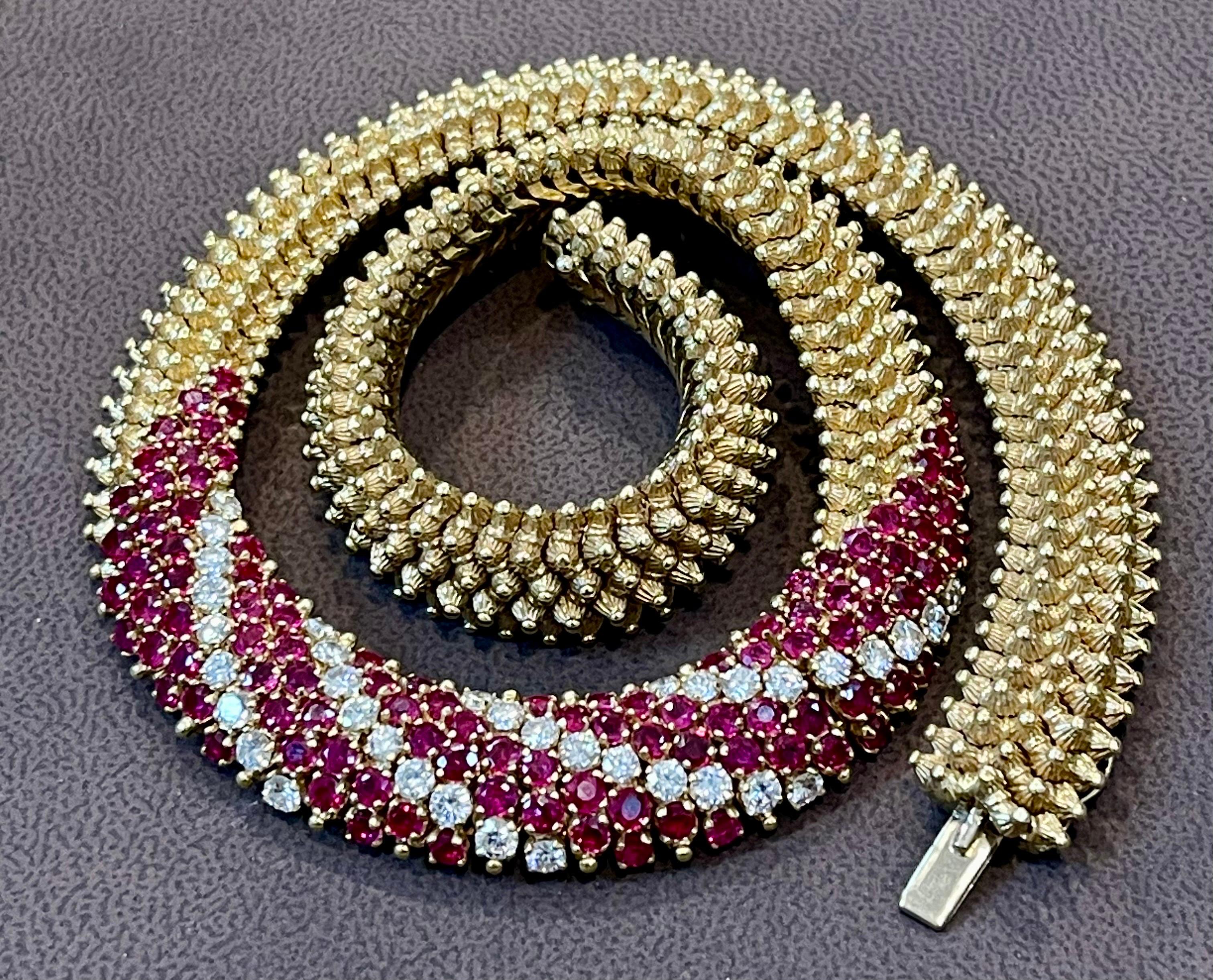 Round Cut Natural 12 Ct Burma Ruby and 5 Ct Diamond Necklace 18 Karat Yellow Gold 166gm 