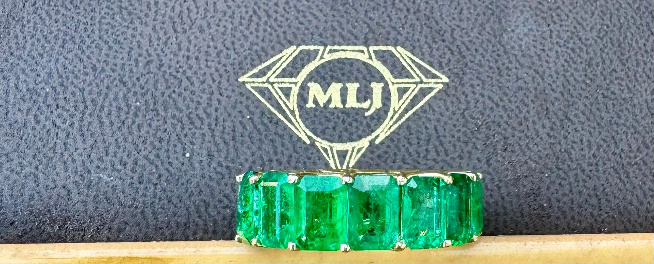 Natural 12 Ct High Quality Zambian Emerald Cut Emerald Eternity Band/ Ring 14 KG For Sale 6