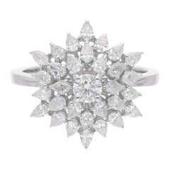 Bague fleur en or blanc 14 carats avec diamants ronds et poire de 1,23 carat