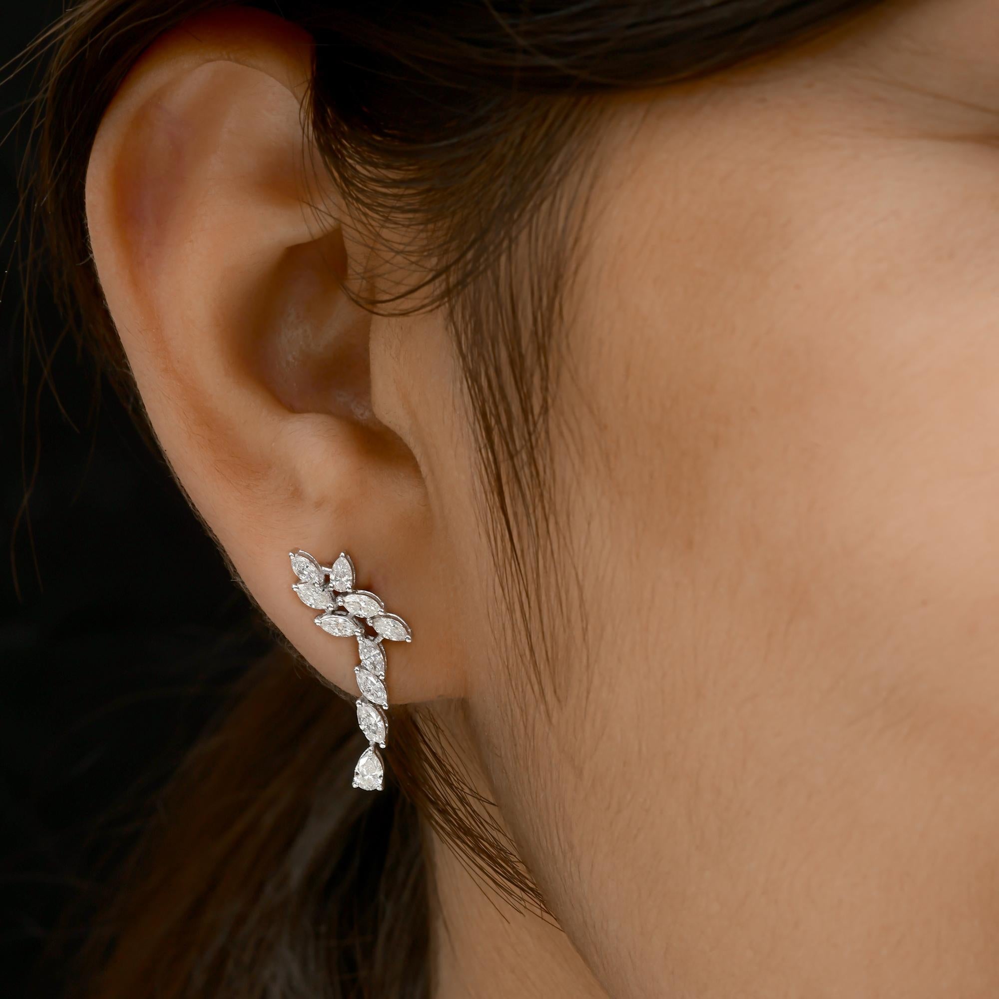 Pendientes de diamantes pera marquesa SI/H naturales de 1,27 quilates Joyas de oro blanco de 14k
Estos pendientes están magistralmente engastados con diamantes de talla marquesa en racimo haciendo de pendientes de gota.
Los diamantes son un símbolo