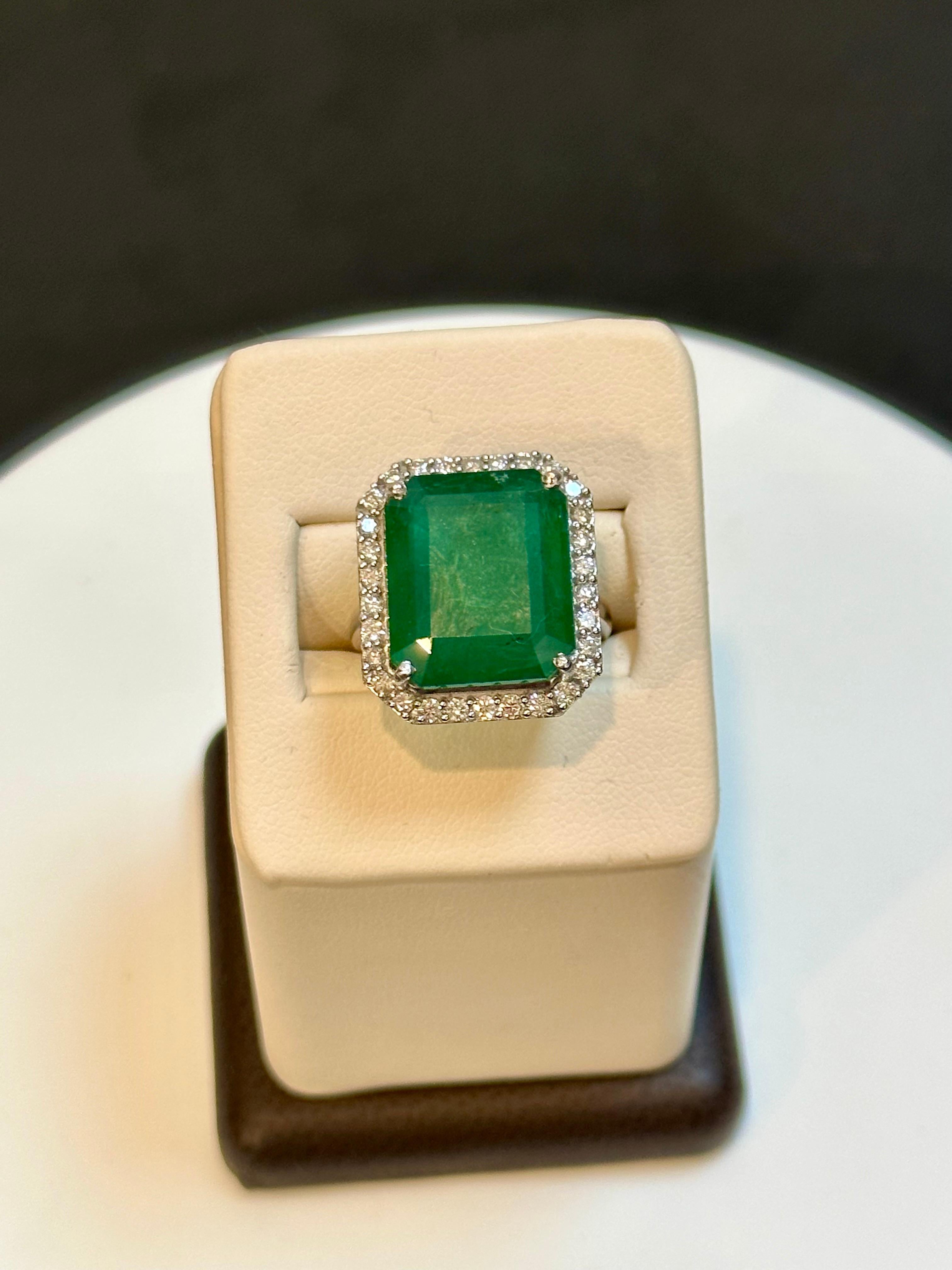 Natural 13 Carat Emerald Cut Zambian Emerald & Diamond Ring in 14kt White Gold For Sale 3