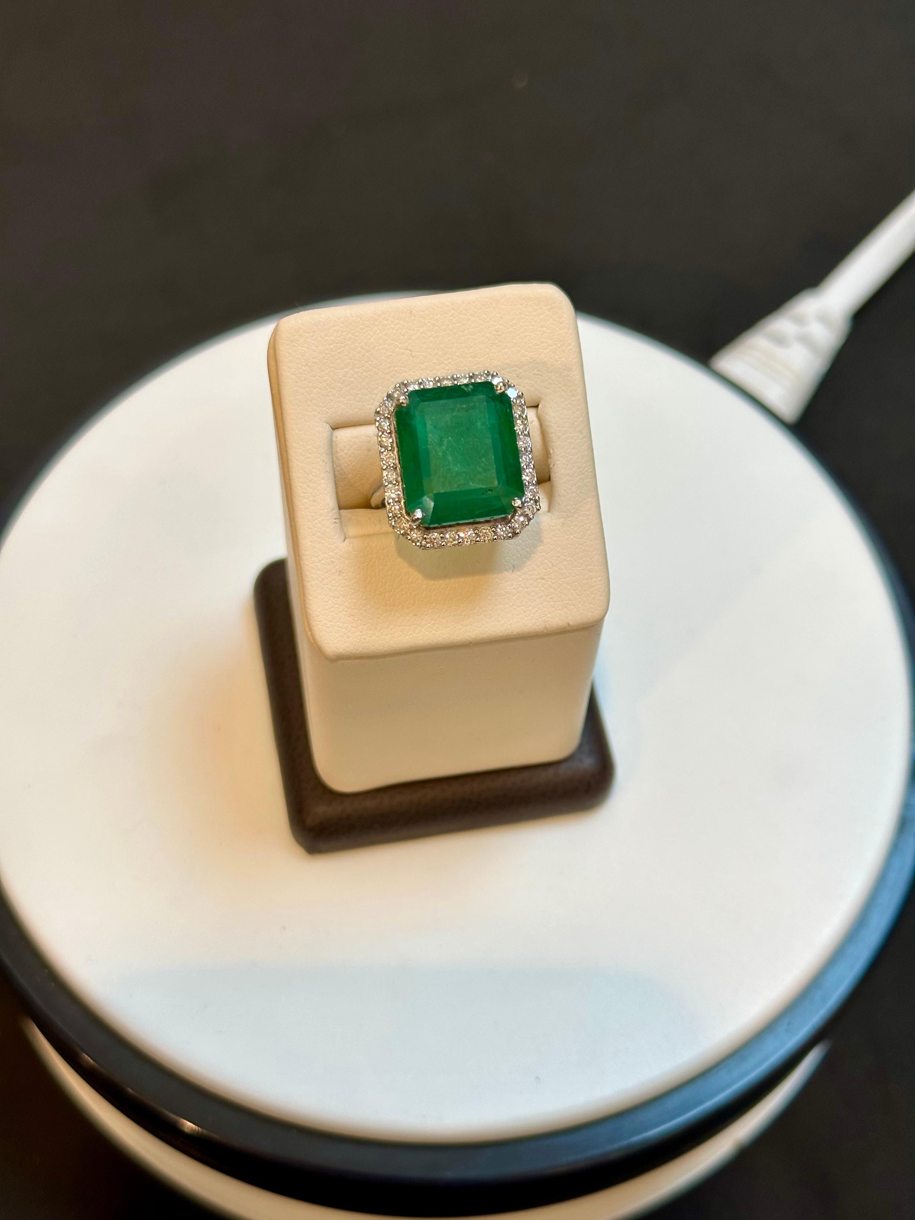 Natural 13 Carat Emerald Cut Zambian Emerald & Diamond Ring in 14kt White Gold For Sale 4