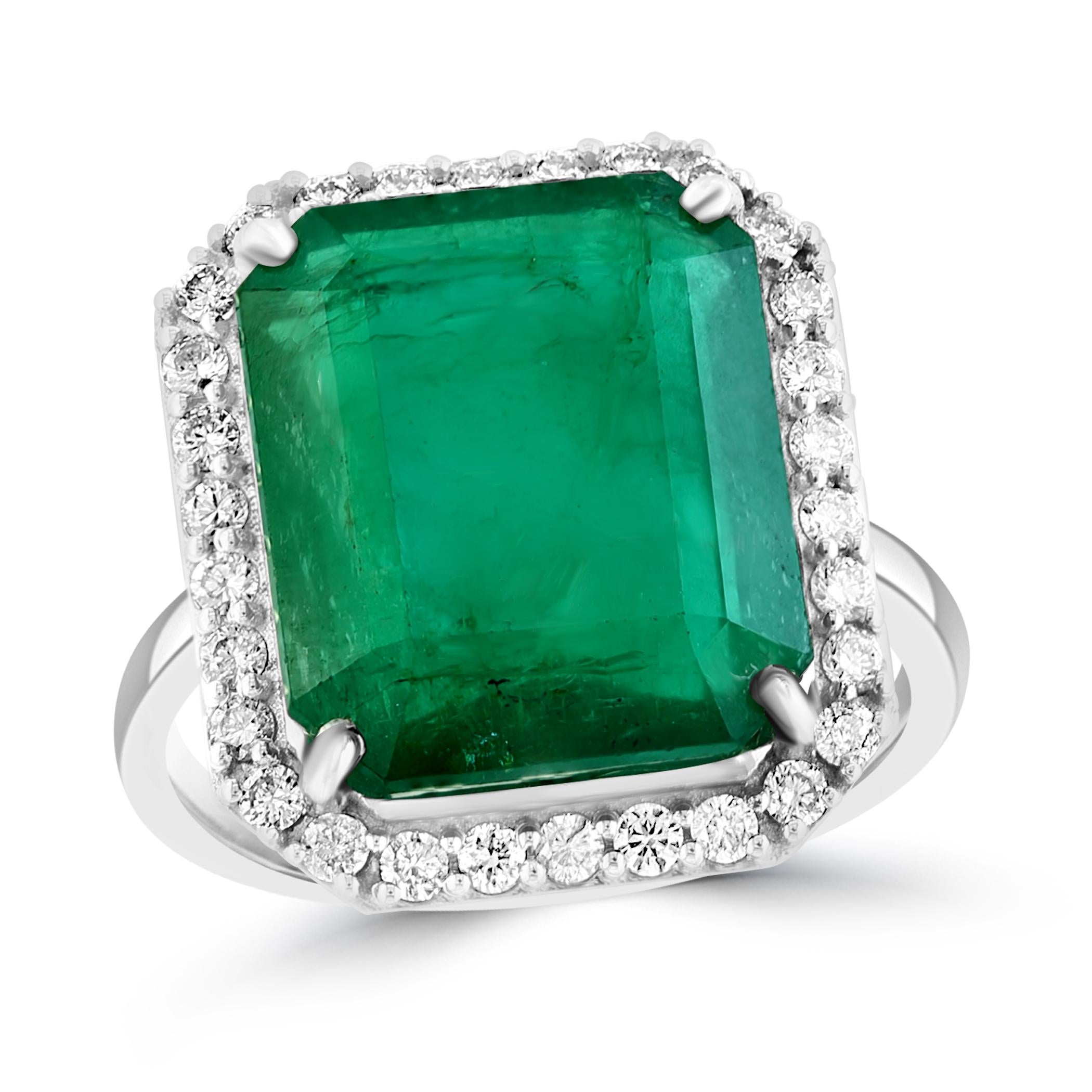Natural 13 Carat Emerald Cut Zambian Emerald & Diamond Ring in 14kt White Gold For Sale 5