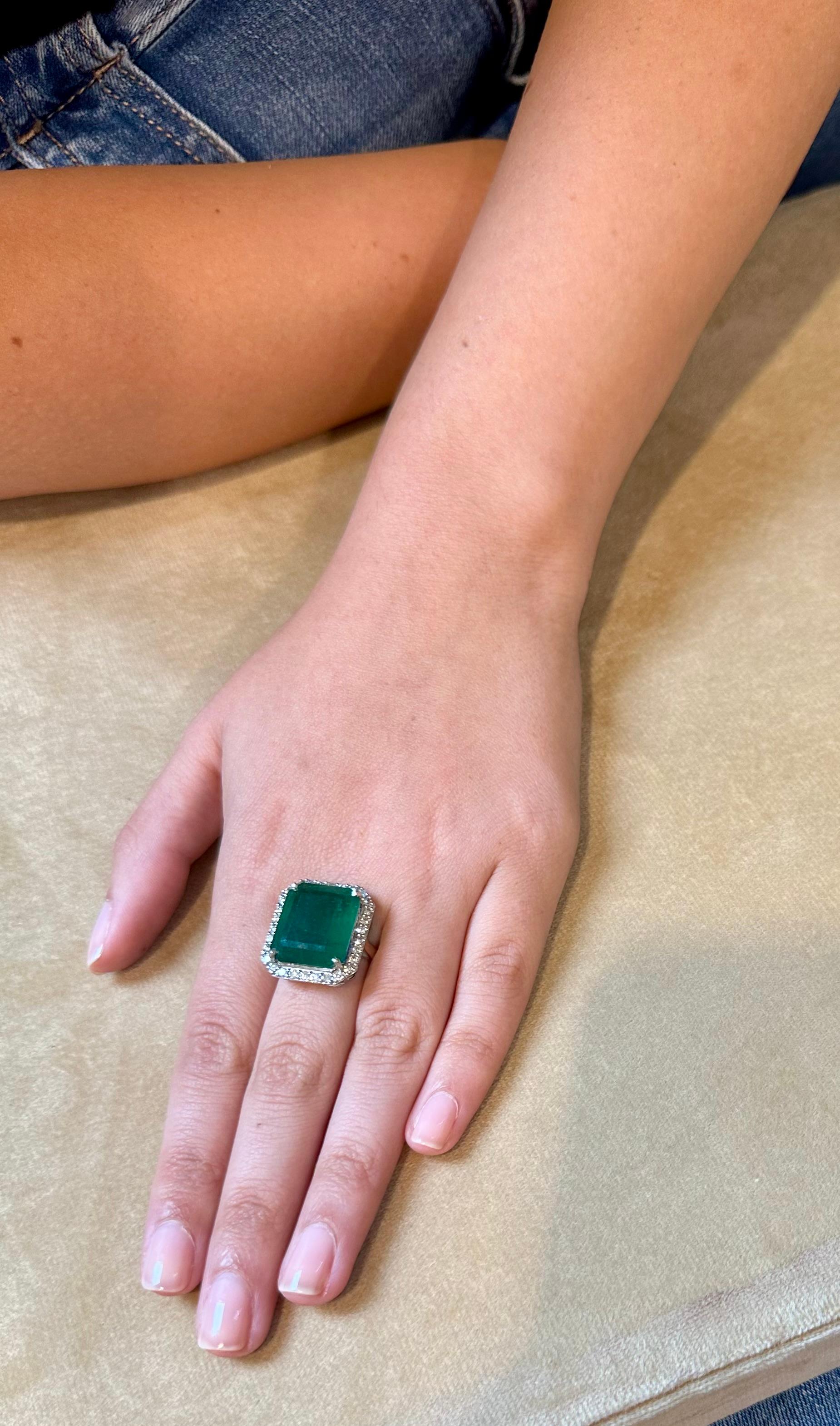 Natural 13 Carat Emerald Cut Zambian Emerald & Diamond Ring in 14kt White Gold For Sale 8