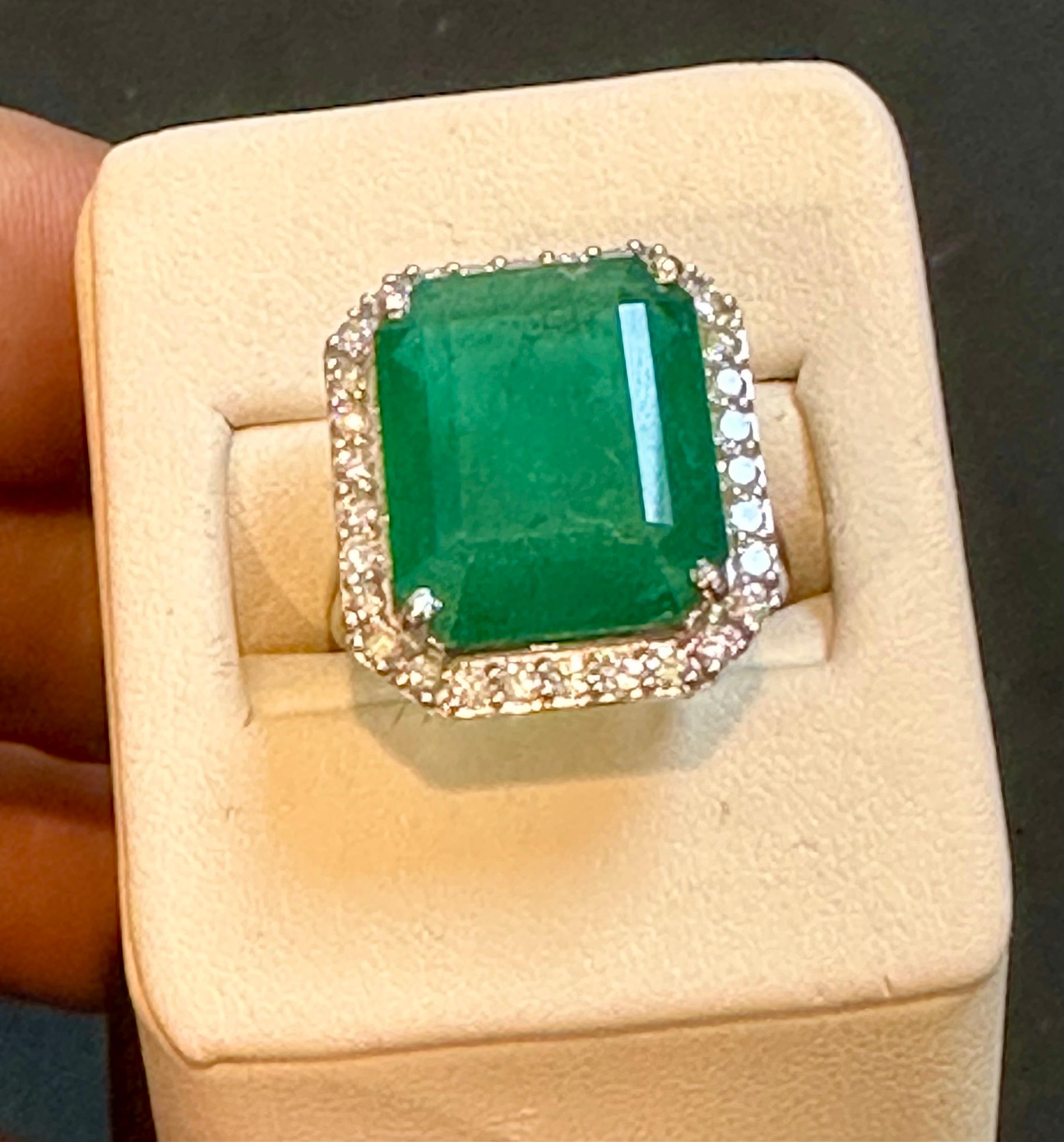 Natural 13 Carat Emerald Cut Zambian Emerald & Diamond Ring in 14kt White Gold For Sale 1