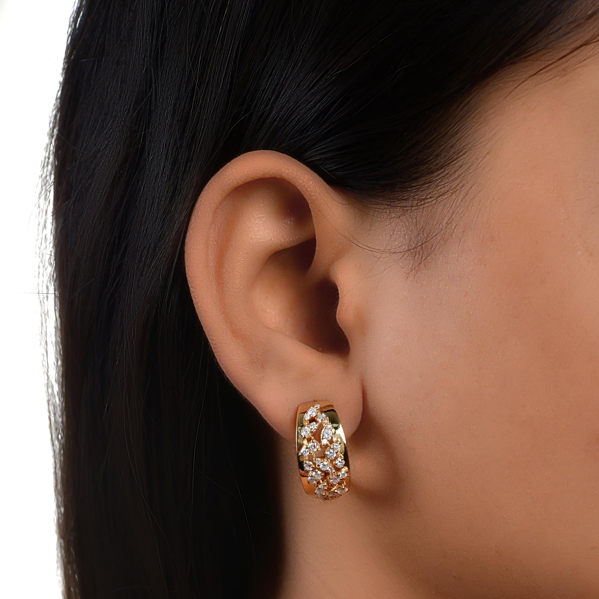 Moderne Boucles d'oreilles composées de diamants naturels de 1,3 carat SI/H, taille ronde et brillante, or jaune 14 carats en vente