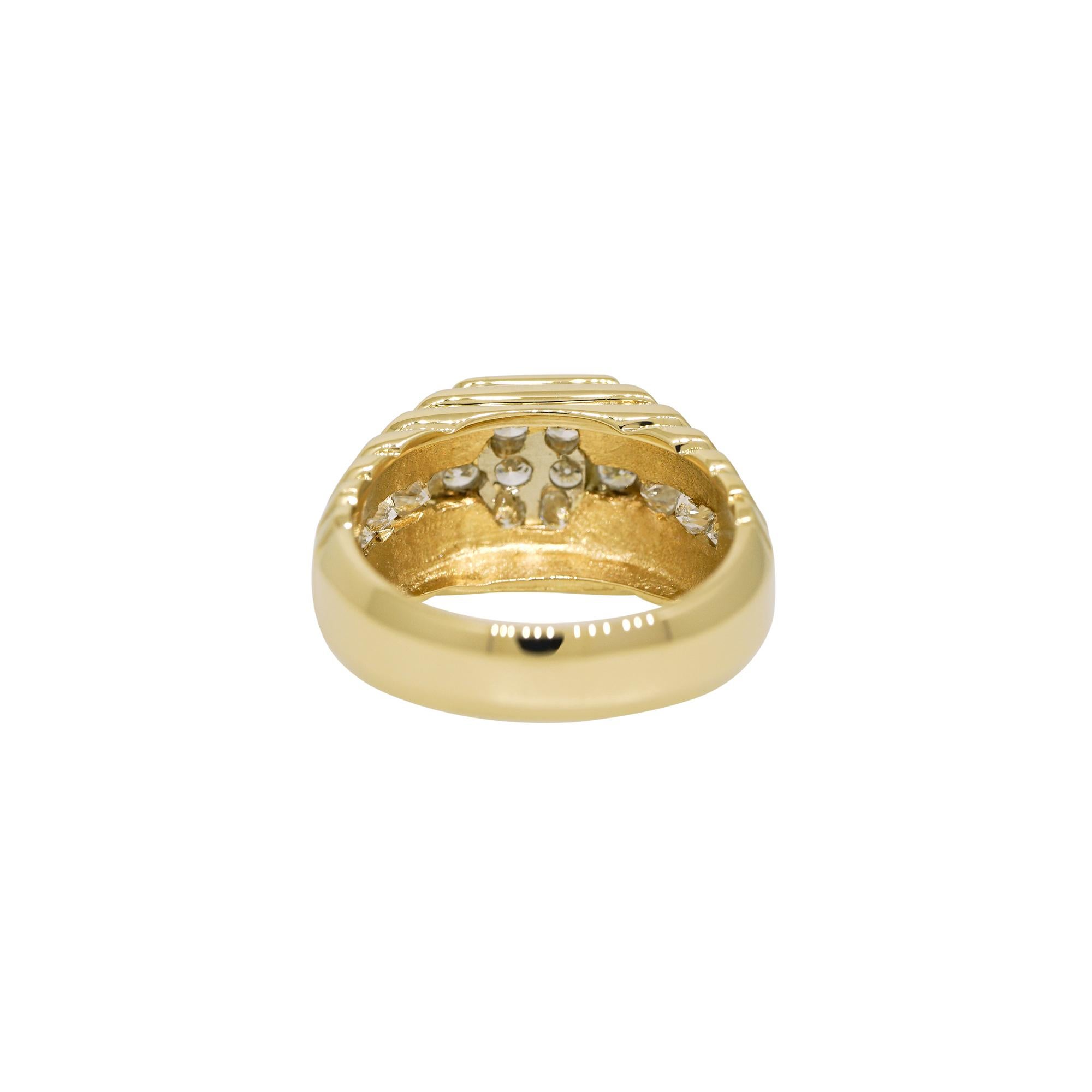 Round Cut Natural 1.30 Carat Round Brilliant Cut Diamond 18-Karat Men's Ring In Stock For Sale