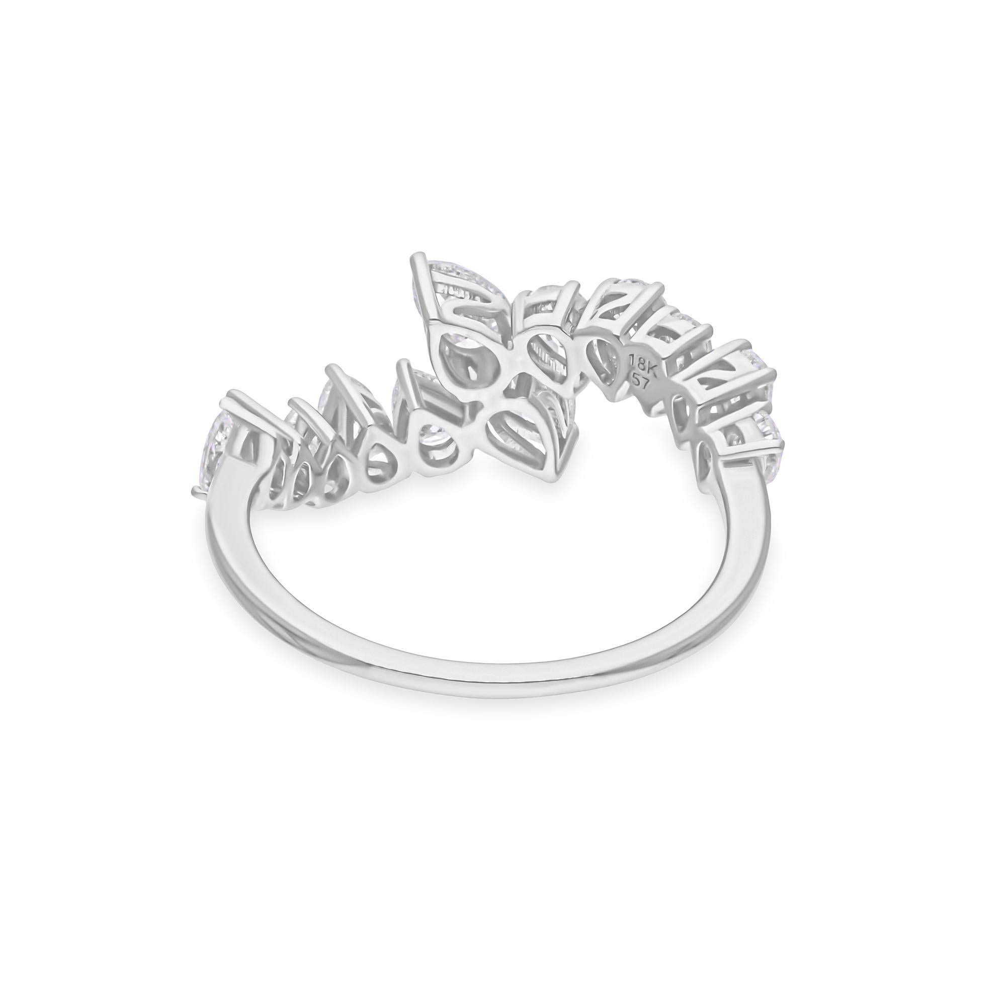 Dieser exquisite Ring ist aus 18-karätigem Gold gegossen und mit 1,30 Karat funkelnden Diamanten besetzt.

FOLLOW SPECTRUM JEWELS Storefront, um die neueste Collection'S und exklusive Stücke zu sehen. Spectrum Jewels ist stolz darauf, ein Top Seller