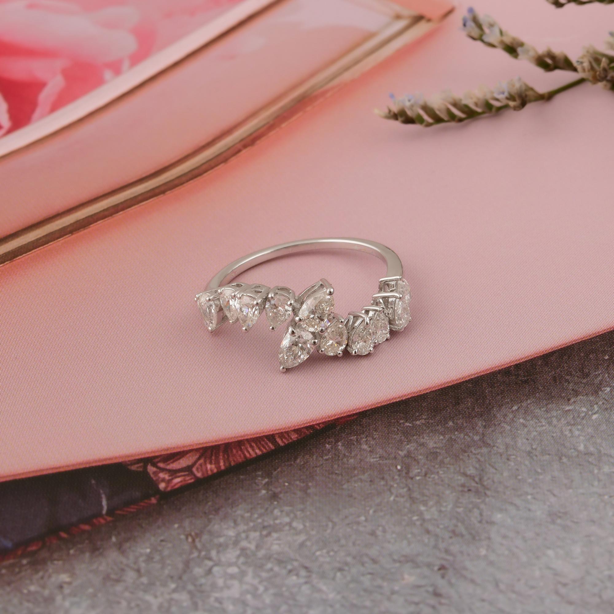 Natürliche 1,30 Karat SI/H Birnenschliff Diamant-Ohrringe im Brillantschliff 18 Karat Weißgold (Tropfenschliff) im Angebot