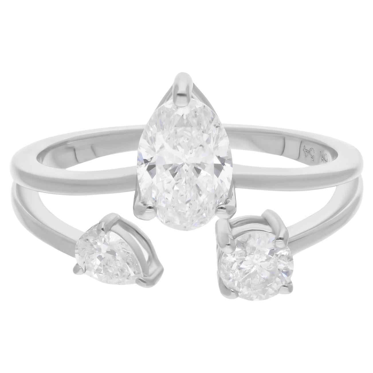 Boucles d
oreilles en or blanc 14 carats avec diamants ronds ovales naturels de 1,36 carat SI/H