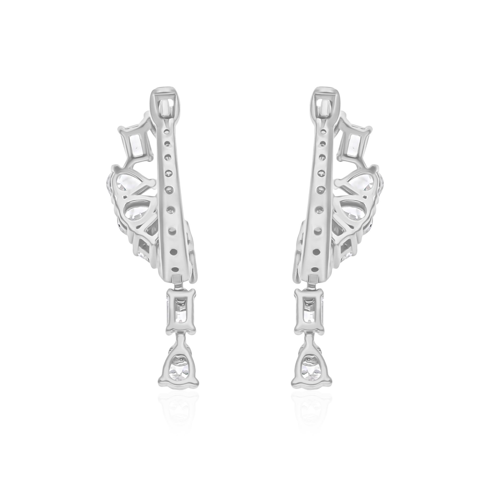Natural 1.37 Carat SI/H Multi Shape Diamond Earrings 18 Karat White Gold Jewelry In New Condition For Sale In Diera, Dubai