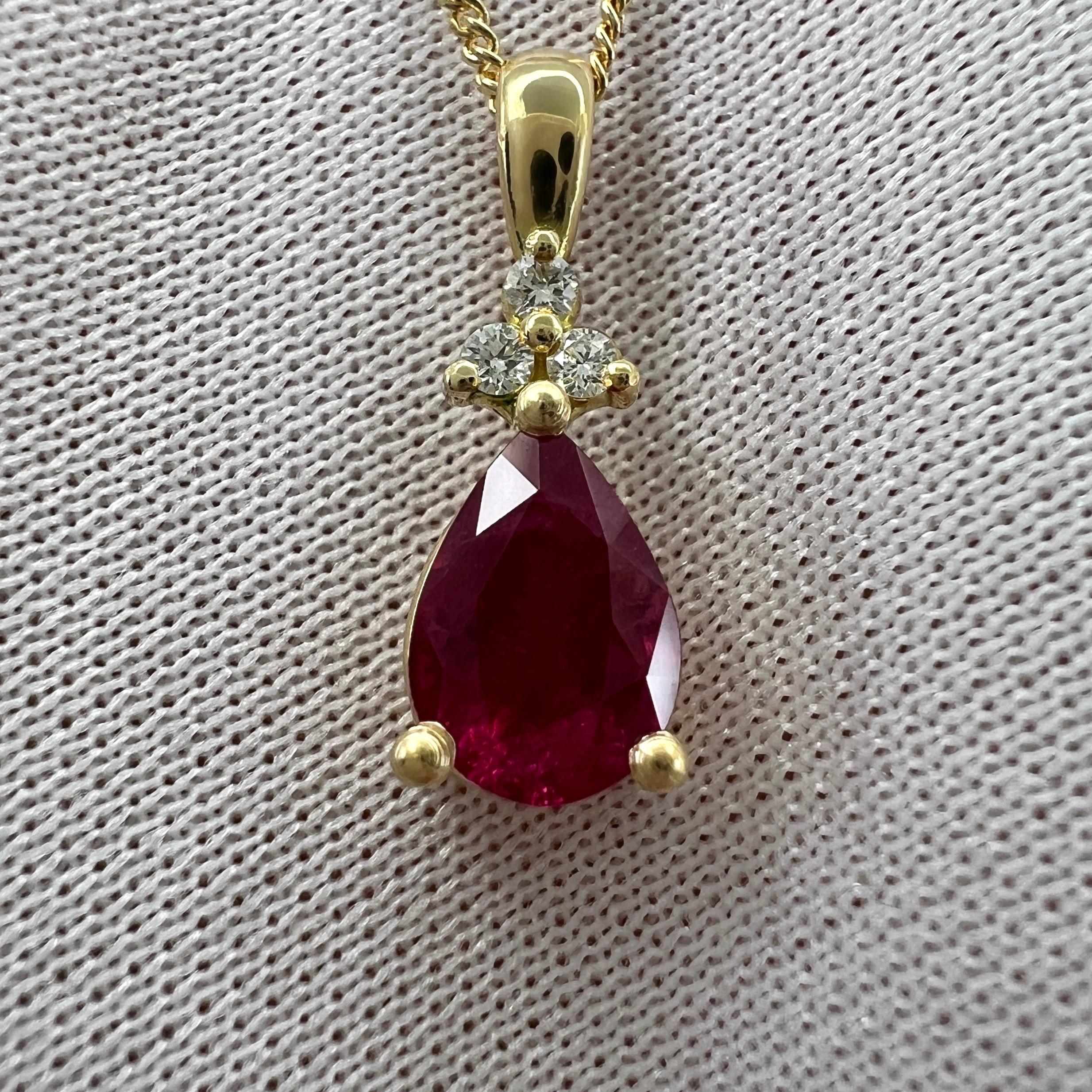 Natural 1.37ct Pear Cut Ruby And Diamond 18k Yellow Gold Pendant Necklace For Sale 4