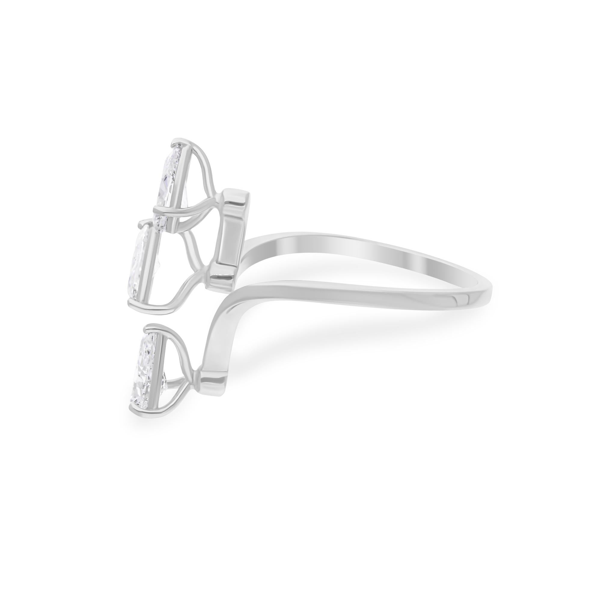 Bague en or blanc 18 carats avec diamants naturels taille poire marquise de 1,41 carat SI/H Neuf - En vente à Diera, Dubai