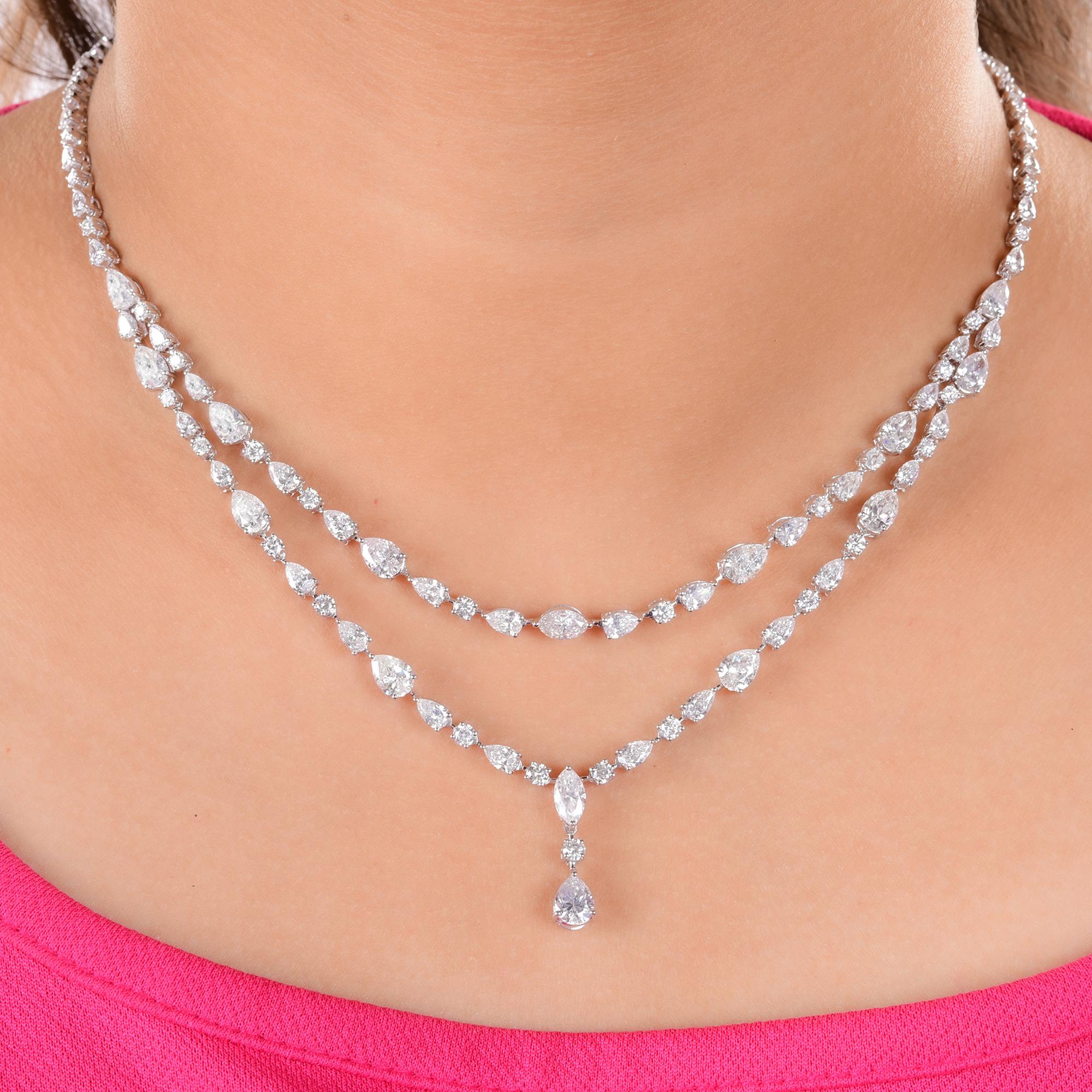 Questa collana multifilare in oro bianco 14 carati SI/H con diamanti naturali da 14,13 carati presenta diamanti a taglio misto incastonati in una doppia fila con un diamante marquise incastonato orizzontalmente al centro della fila superiore e