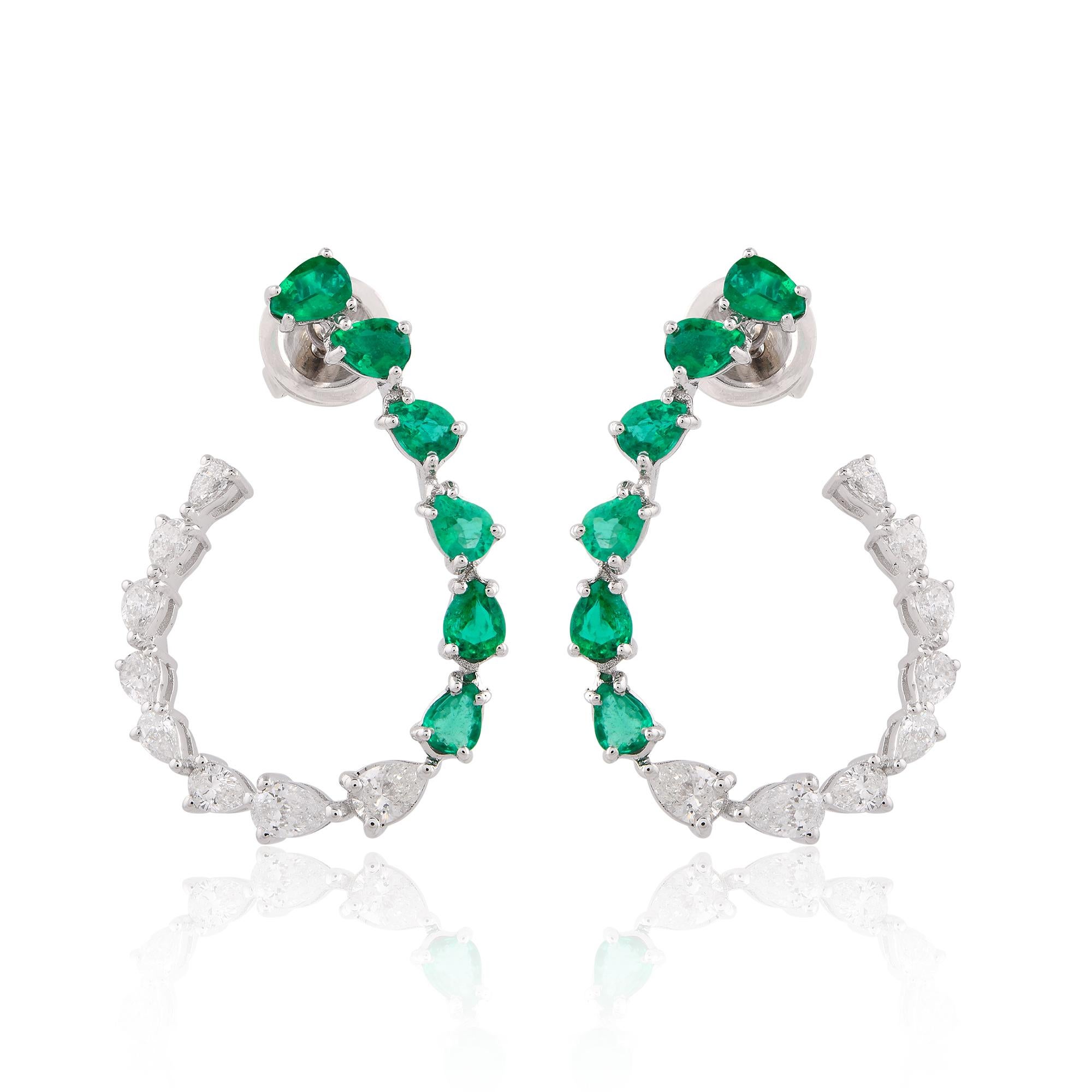 Item Code :- SEE-12380
Gross Wt. :- 6.07 gm
18k White Gold Wt. :- 5.55 gm
Natural Diamond Wt. :- 1.20 Ct. ( AVERAGE DIAMOND CLARITY SI1-SI2 & COLOR H-I )
Emerald Wt. :- 1.42 Ct.
Earrings Size :- 34 x 20 mm approx.

✦ Sizing
.....................
We