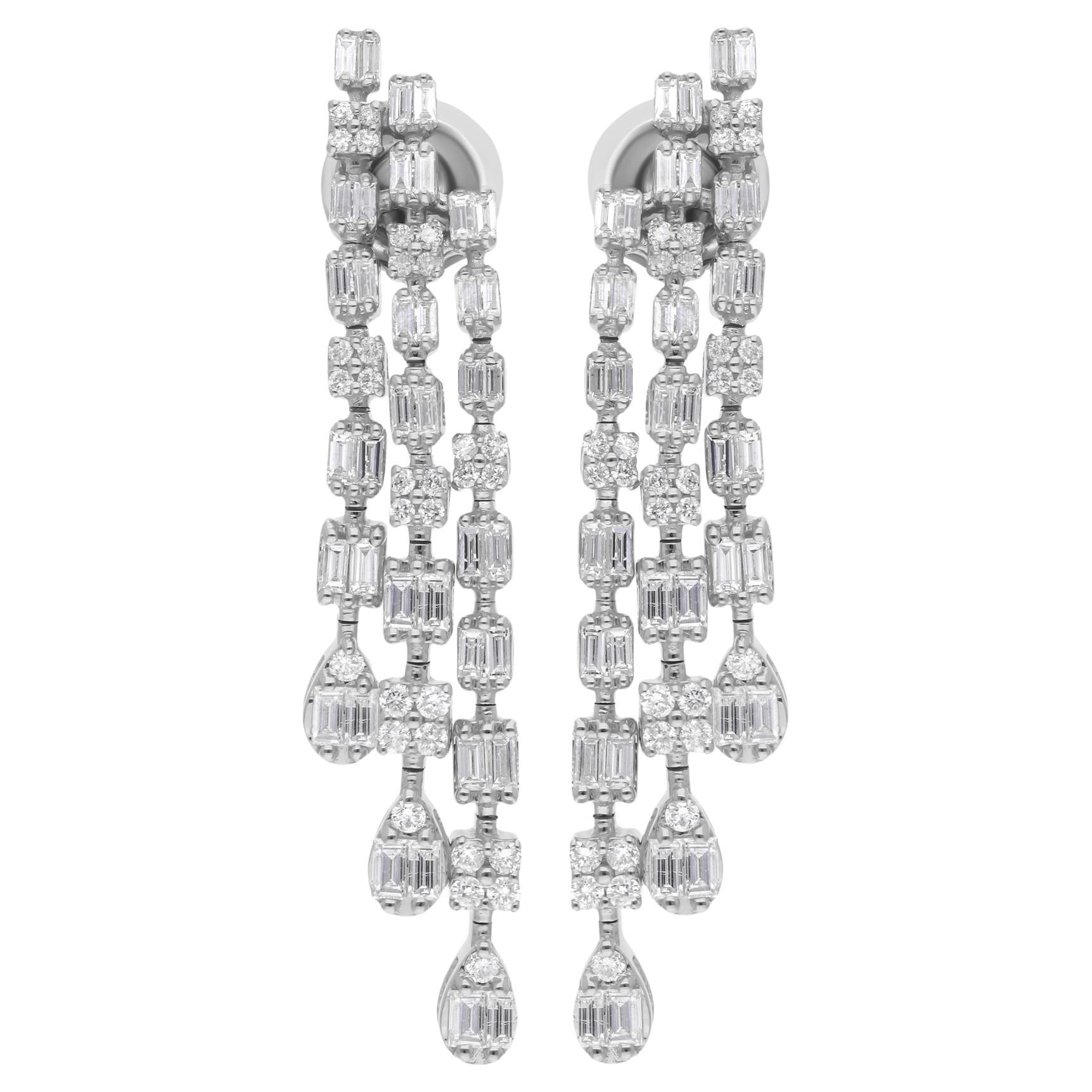 Natural 1.45 Carat SI/H Baguette Diamond Chandelier Earrings 18 Karat White Gold For Sale