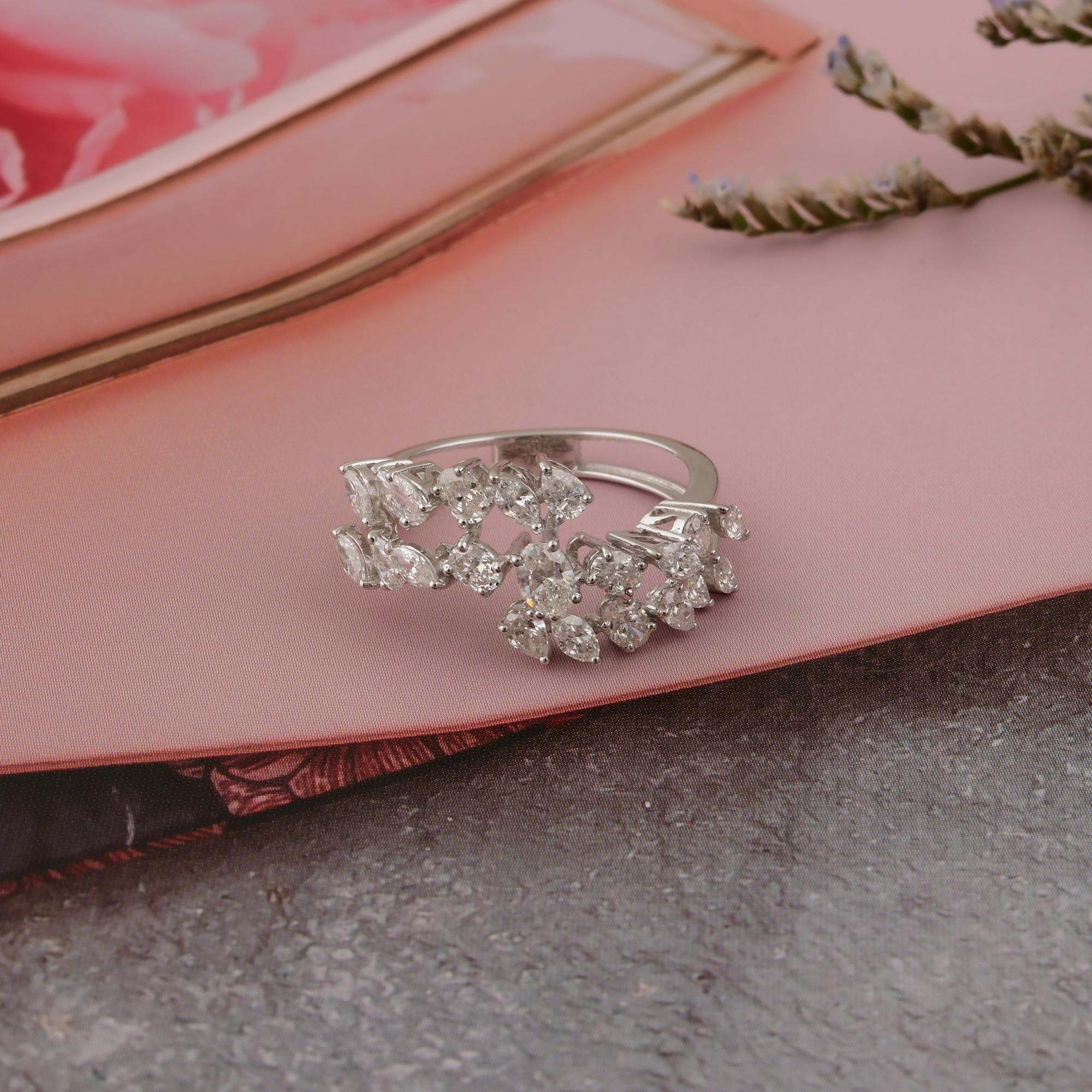 Modern Natural 1.45 Carat SI/H Multi Shape Diamond Ring 18 Karat White Gold Jewelry For Sale