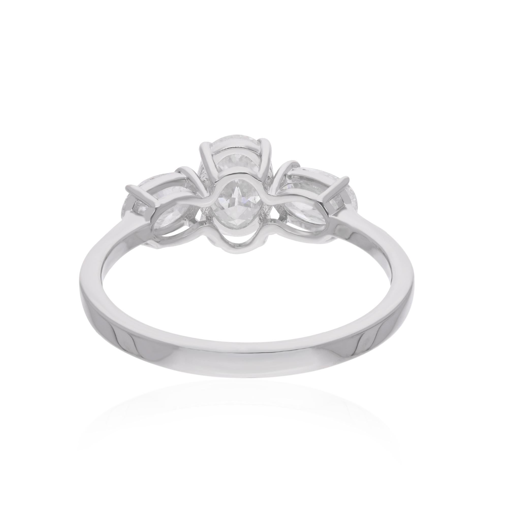 Célébrez la promesse éternelle de l'amour avec cette exquise bague de mariage en diamant naturel de 1,47 carat de forme ovale, fabriquée de manière experte en or blanc 14 carats radieux. Symbolisant le lien durable entre deux cœurs, cette bague est