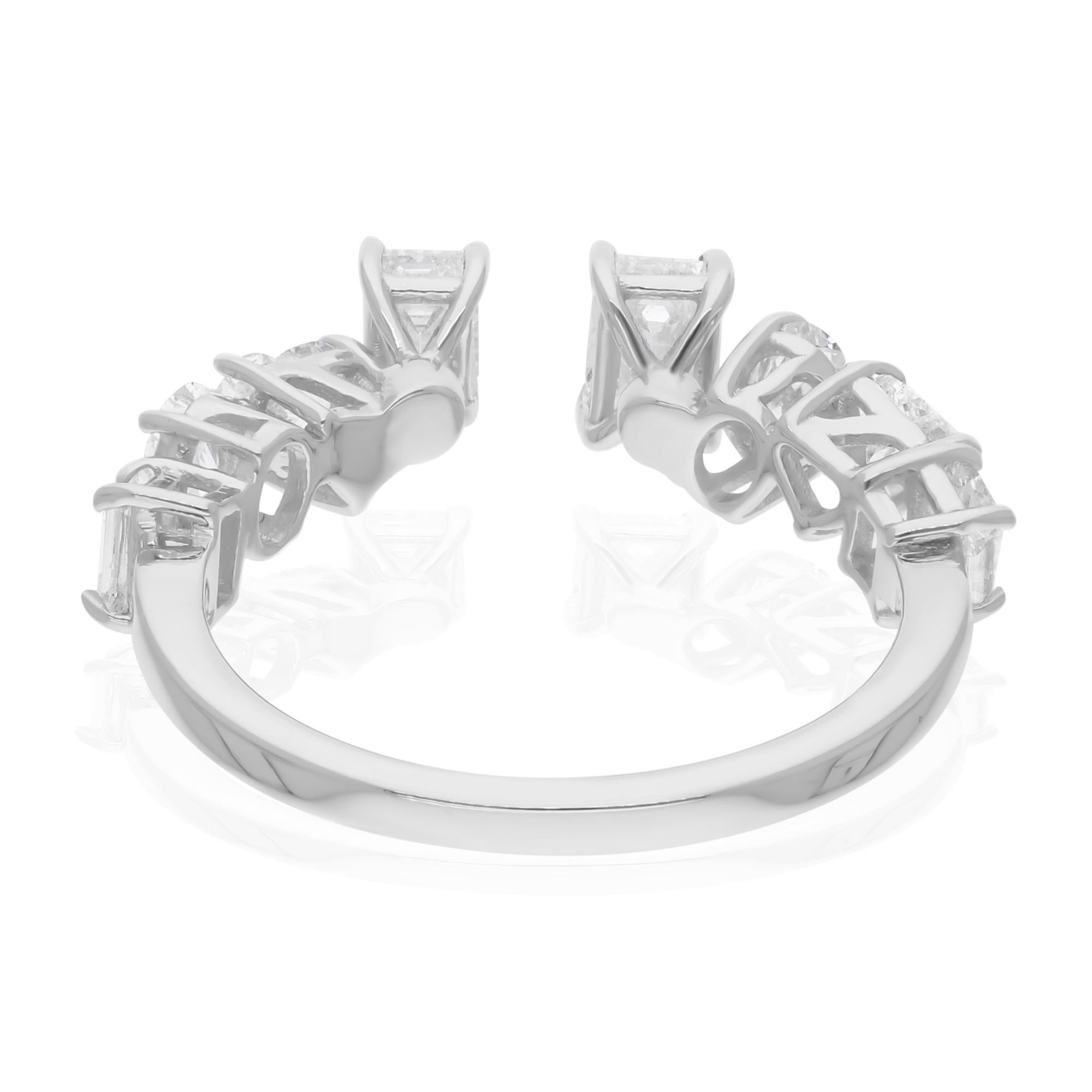 Fundido en oro de 14 quilates, este exquisito anillo está engastado con 1,49 quilates de brillantes diamantes.

SIGUE LA TIENDA DE SPECTRUM JEWELS para ver la última colección y piezas exclusivas. Spectrum Jewels se enorgullece de ser uno de los