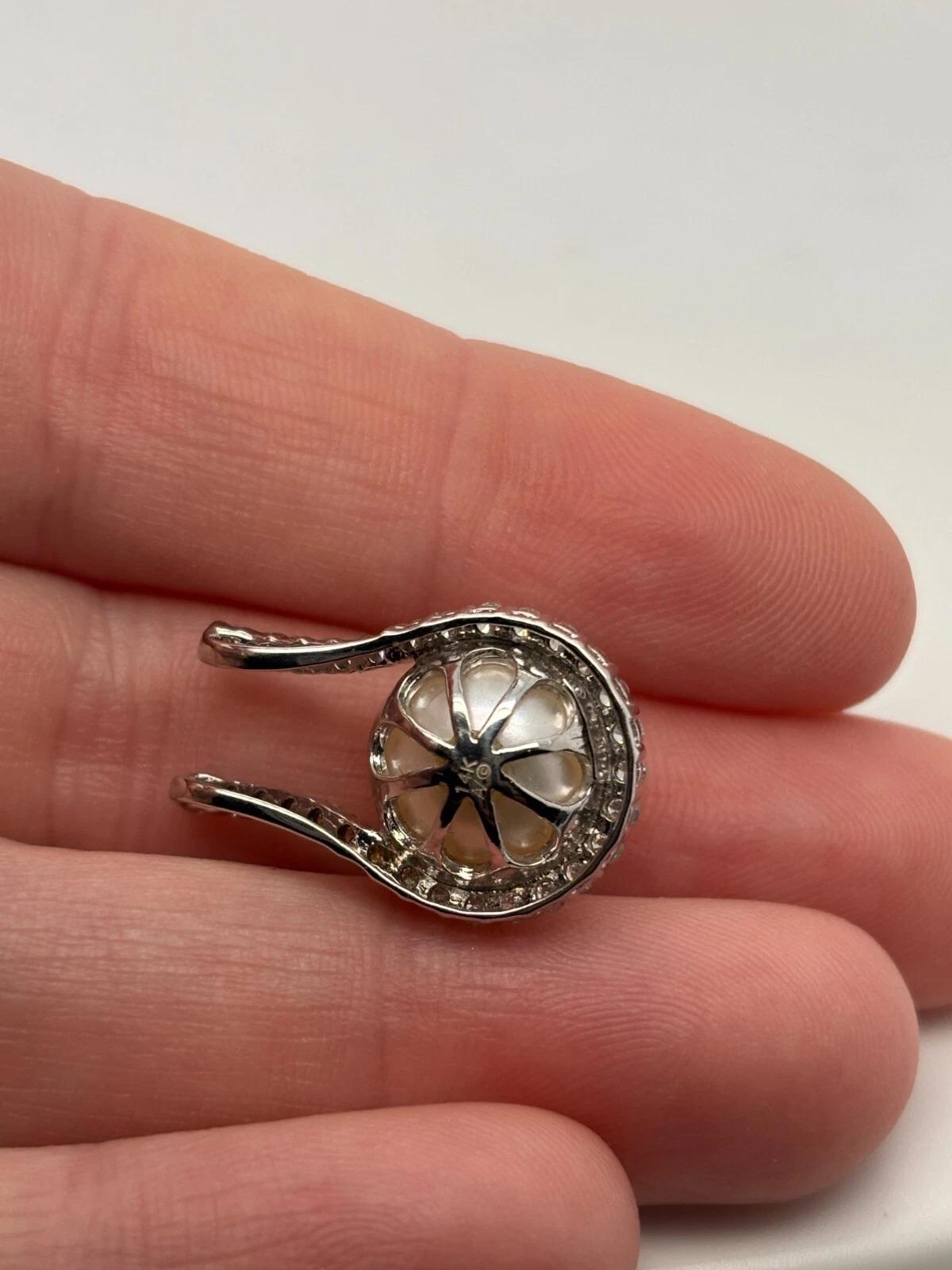 Women's Natural 14K White Gold 11mm 0.60ctw 4.53 Gr Diamond & White Pearl Slide Pendant For Sale