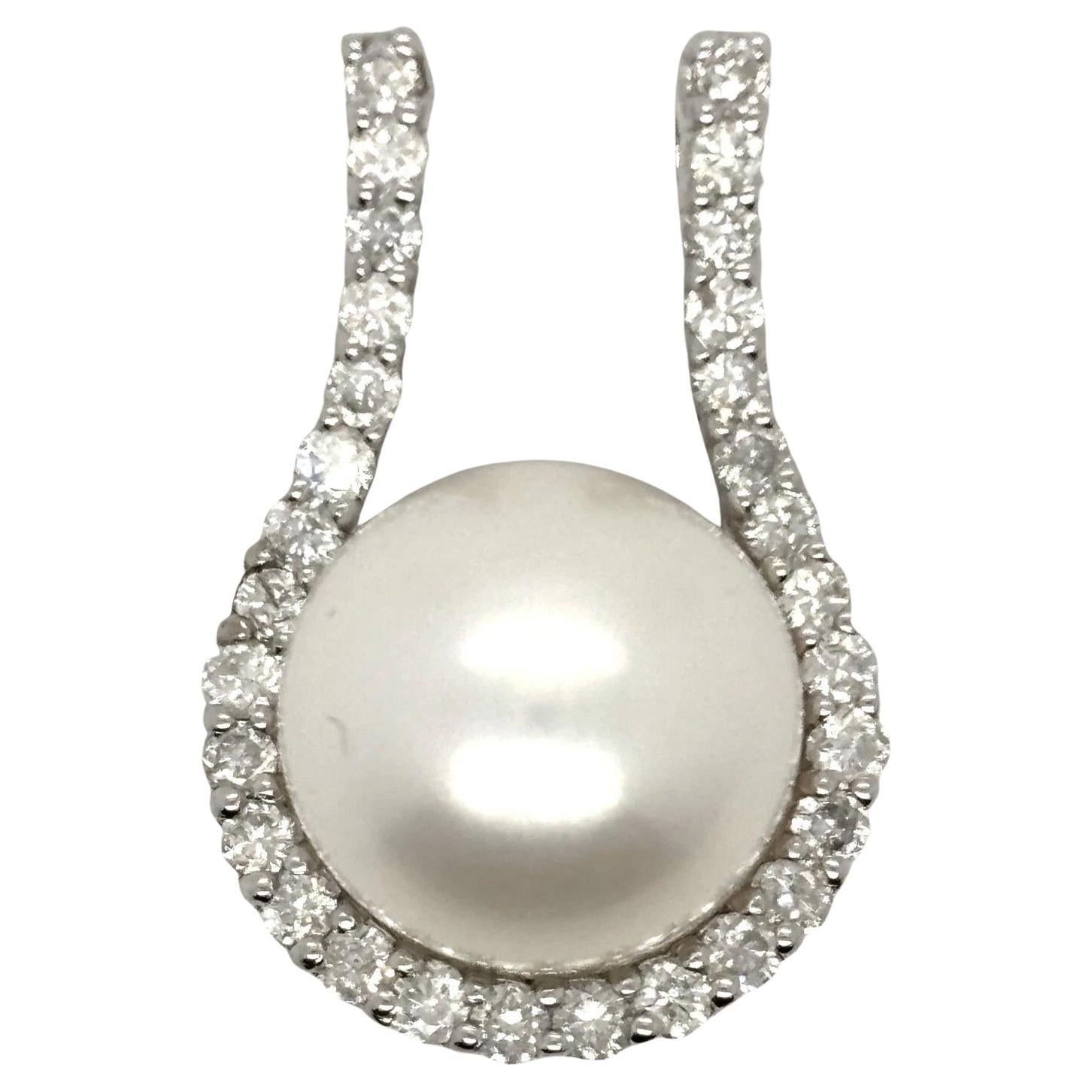Natural 14K White Gold 11mm 0.60ctw 4.53 Gr Diamond & White Pearl Slide Pendant For Sale