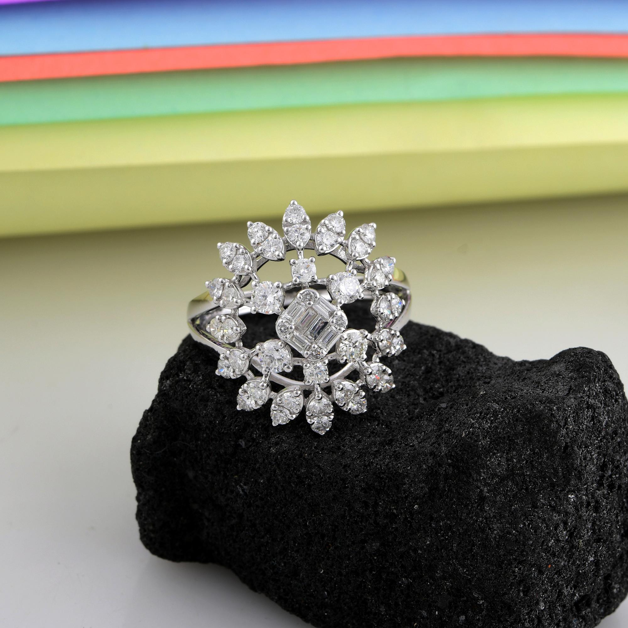 Baguette Cut Natural 1.60 Carat SI Clarity HI Color Diamond Ring 18 Karat White Gold Jewelry For Sale