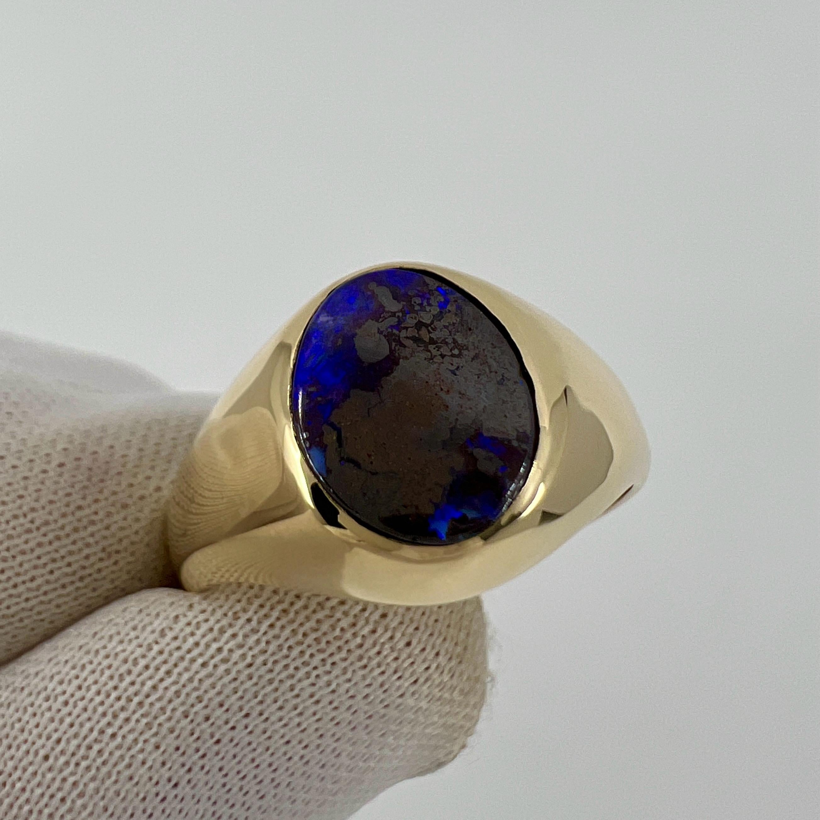 Bague signet ovale en or jaune 9 carats avec opale rocheuse noire naturelle australienne de 1,60 carat 2