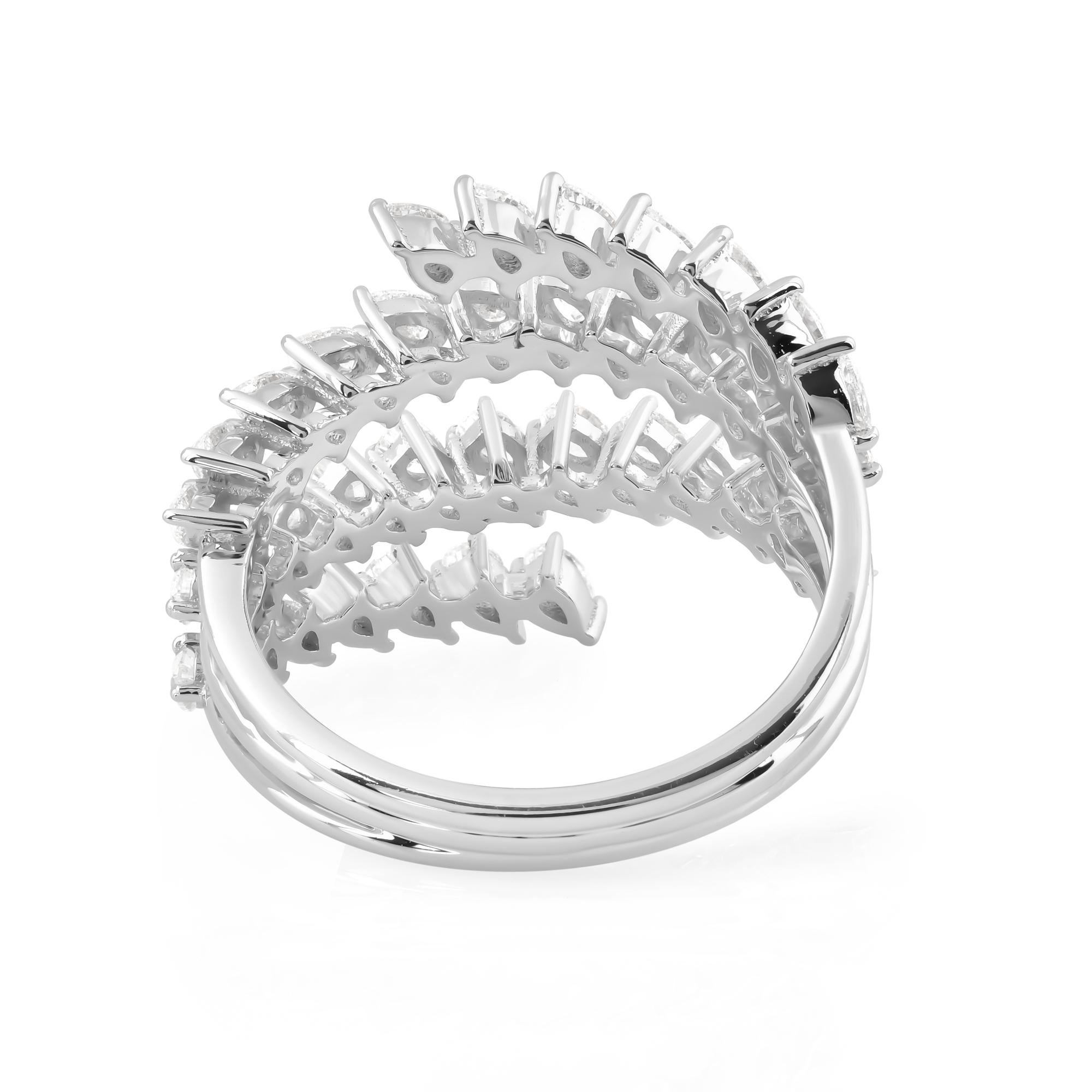 Natural 1.61 Carat SI Clarity HI Color Pear Diamond Ring 14 Karat White Gold In New Condition For Sale In Diera, Dubai