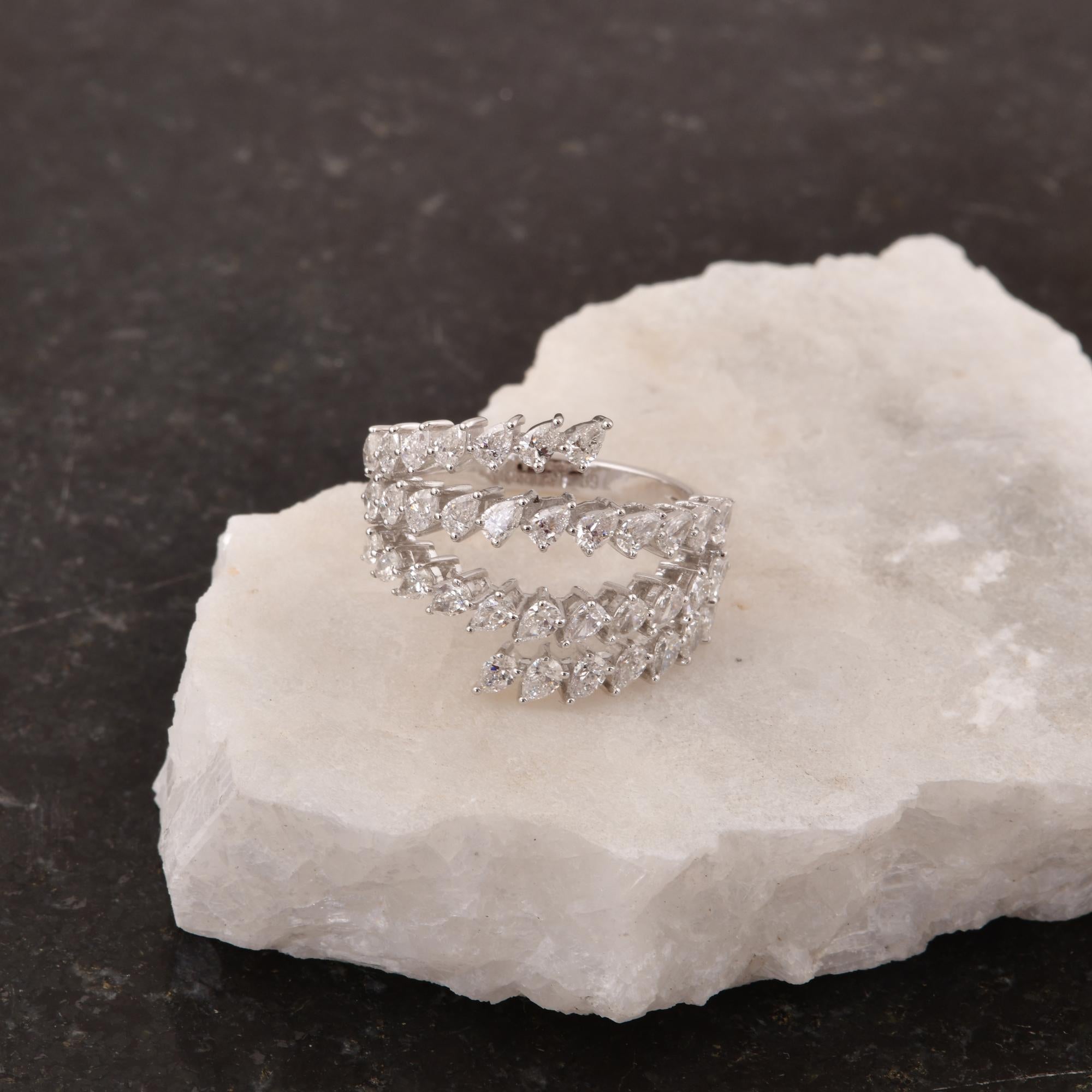 Taglio a goccia Anello con diamante a pera naturale da 1,61 carati, purezza SI e colore HI, oro bianco 18 carati in vendita