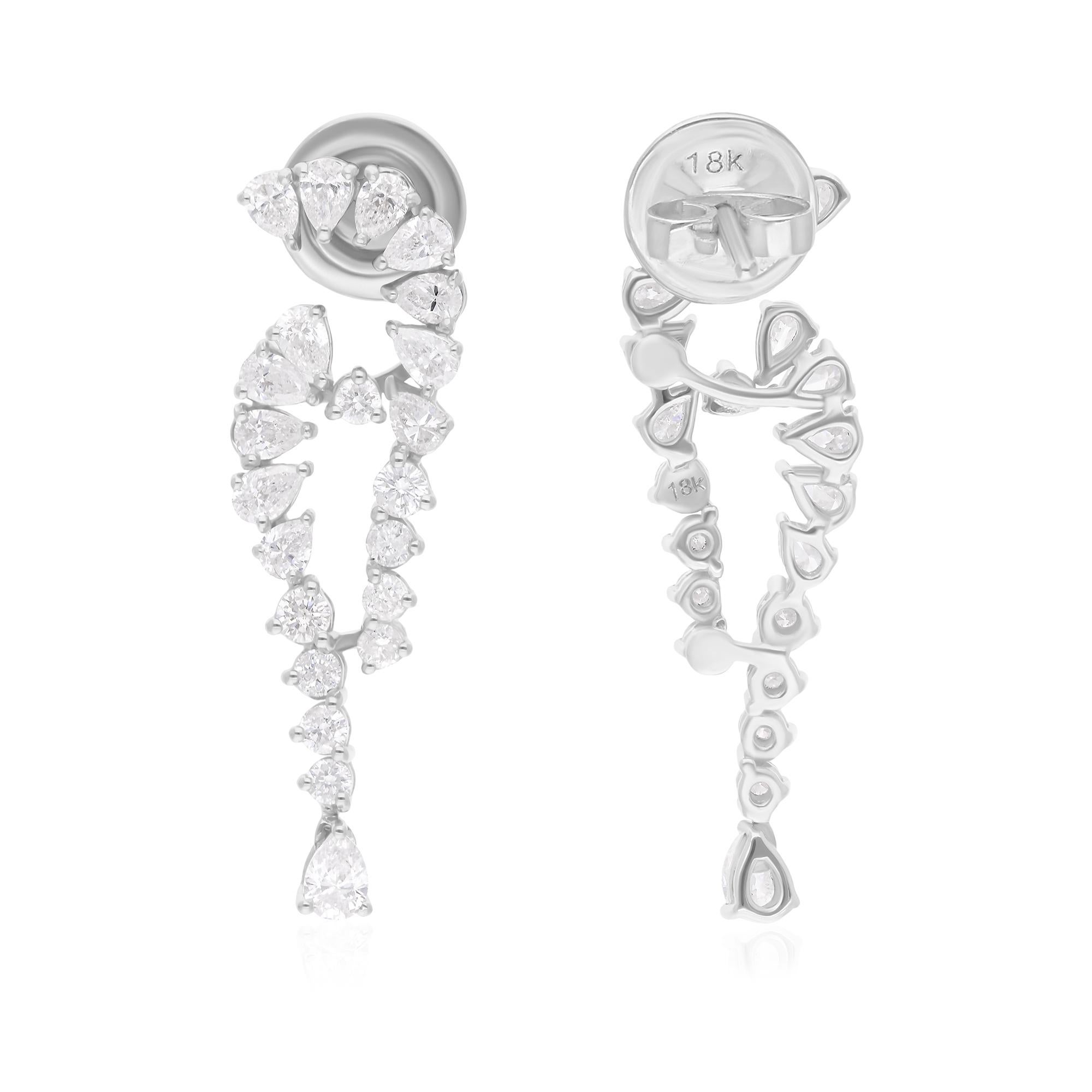 Realizzati in oro a 14 carati, questi squisiti orecchini sono impreziositi da 1,63 carati di diamanti scintillanti.

Segui la vetrina di Spectrum Jewels per vedere le ultime collezioni e i pezzi esclusivi. Spectrum Jewels è orgoglioso di essere