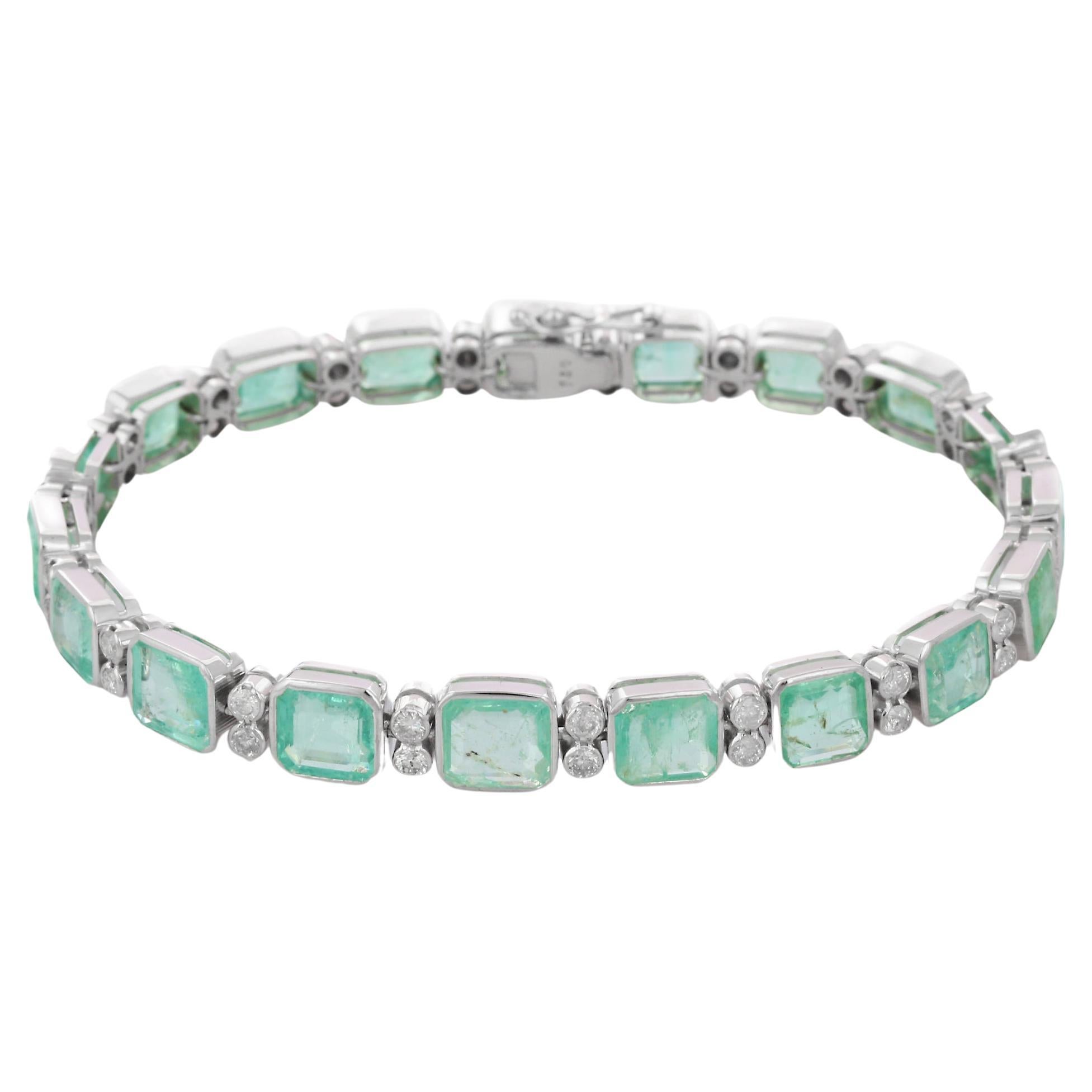 Natural 16.85 ct Emerald and Diamond Tennis Bracelet in 18K White Gold Settings For Sale