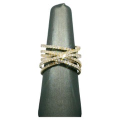 Anillo Cruzado de Diamantes Naturales de 1,70 Quilates en Varias Filas de 18 Quilates En Stock