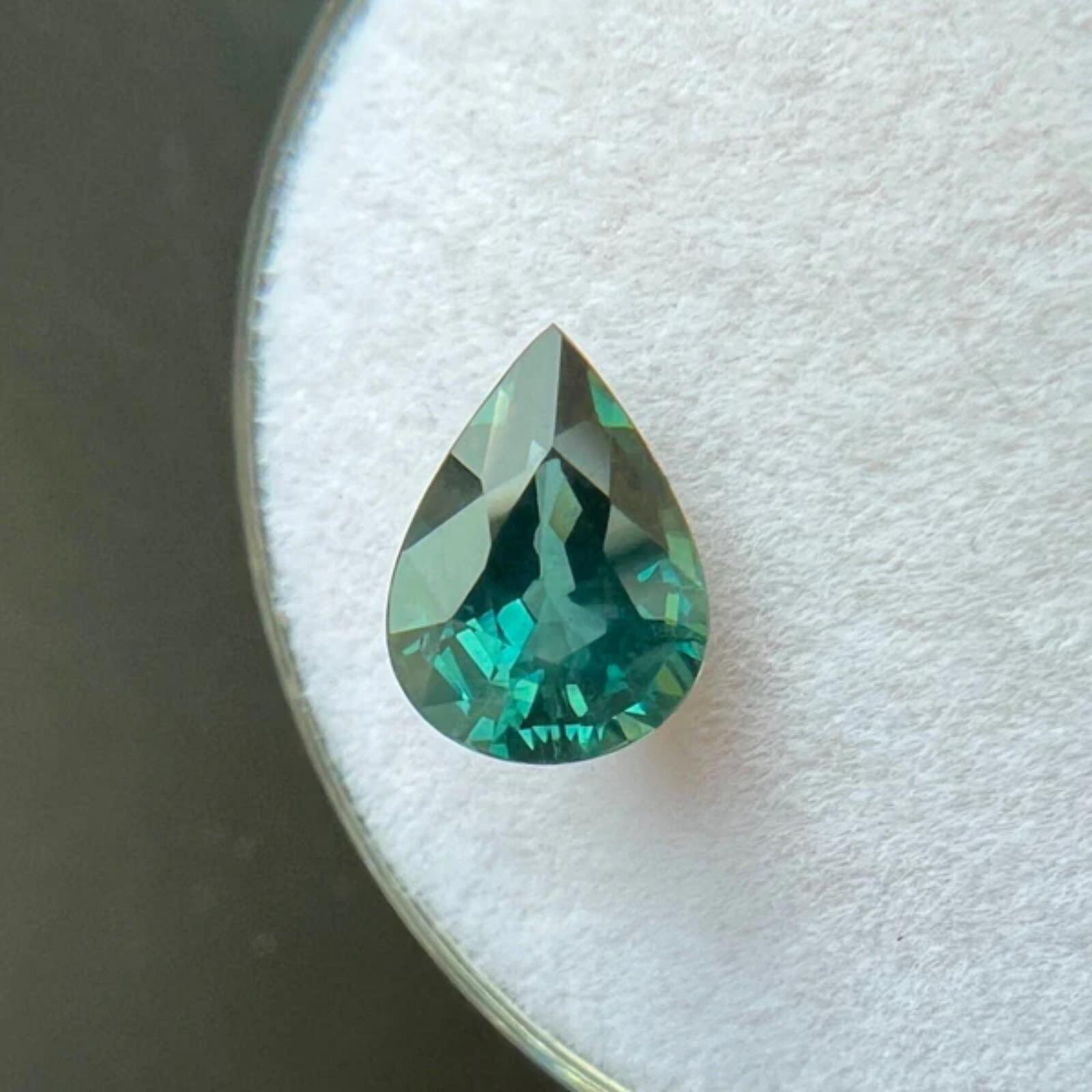 Zafiro verde azulado vívido natural de 1,73 ct Corte lágrima pera 8,6x6,3 mm Corte pera en venta