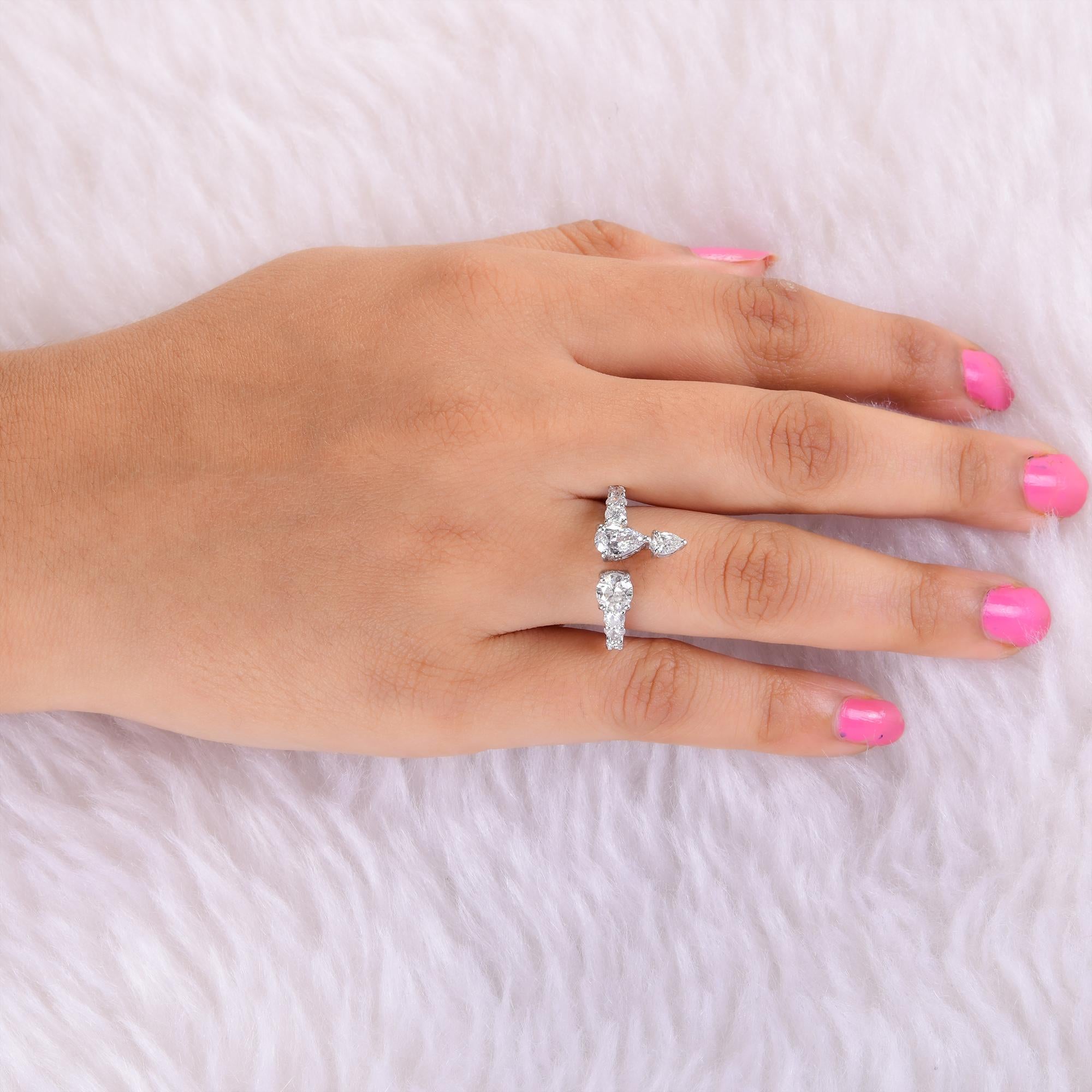 Im Angebot: Natürlicher 1,74 Karat SI/H Diamant offener Manschettenring 18 Karat Weißgoldschmuck () 2