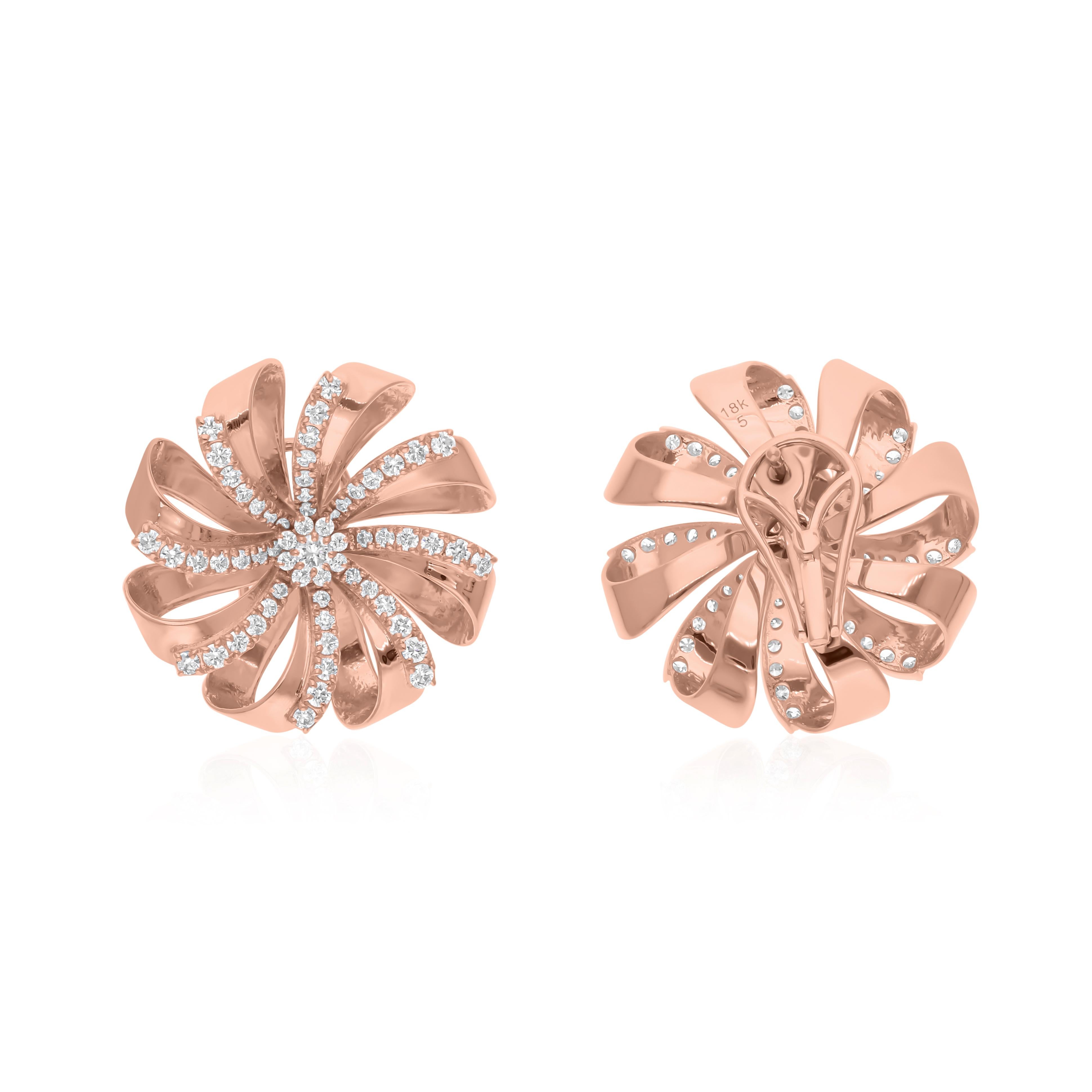 Segui la vetrina di Spectrum Jewels per vedere le ultime collezioni e i pezzi esclusivi. Spectrum Jewels è orgoglioso di essere considerato un Top Seller su 1stdibs con recensioni a 5 stelle da parte dei clienti. Tutti gli articoli da noi prodotti