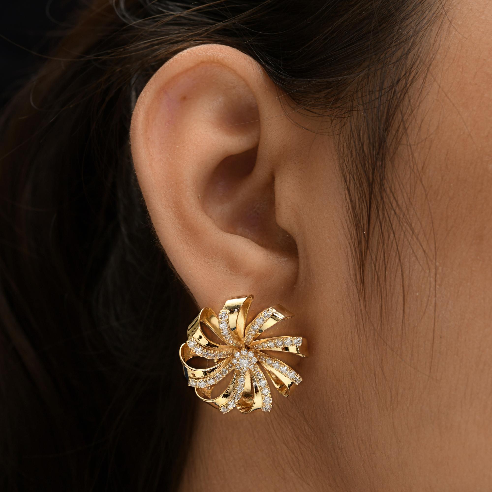 Women's Natural 1.75 Carat SI/H Round Diamond Flower Earrings 14k Yellow Gold Jewelry For Sale