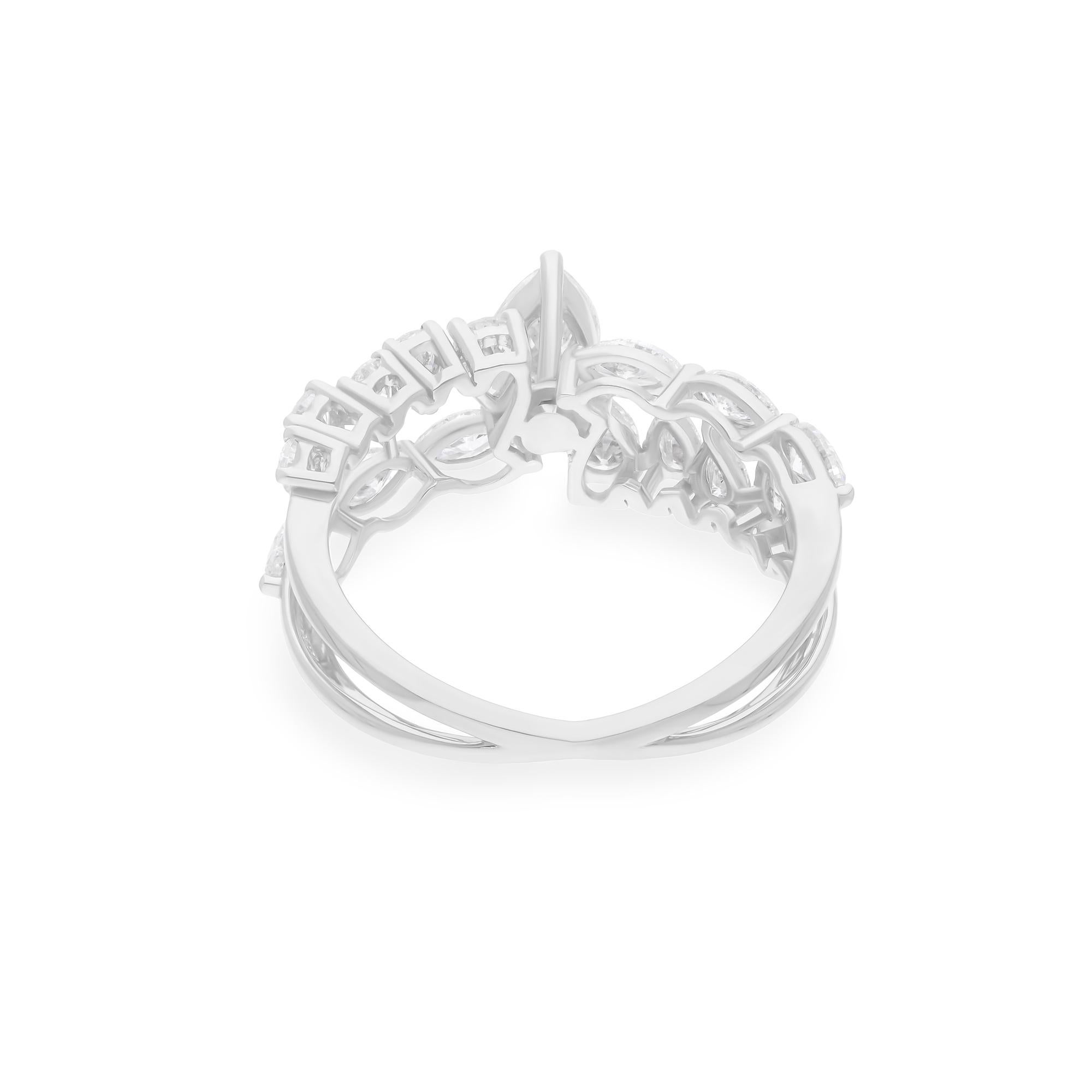 Natural 1.78 Carat SI/H Pear Marquise Diamond Ring 18K White Gold Fine Jewelry In New Condition For Sale In Diera, Dubai