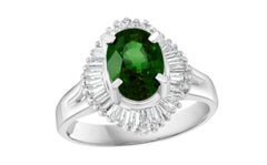 Ring aus Platin mit Tsavorit (1,8 ct) und Diamanten (1,0 ct), Designer