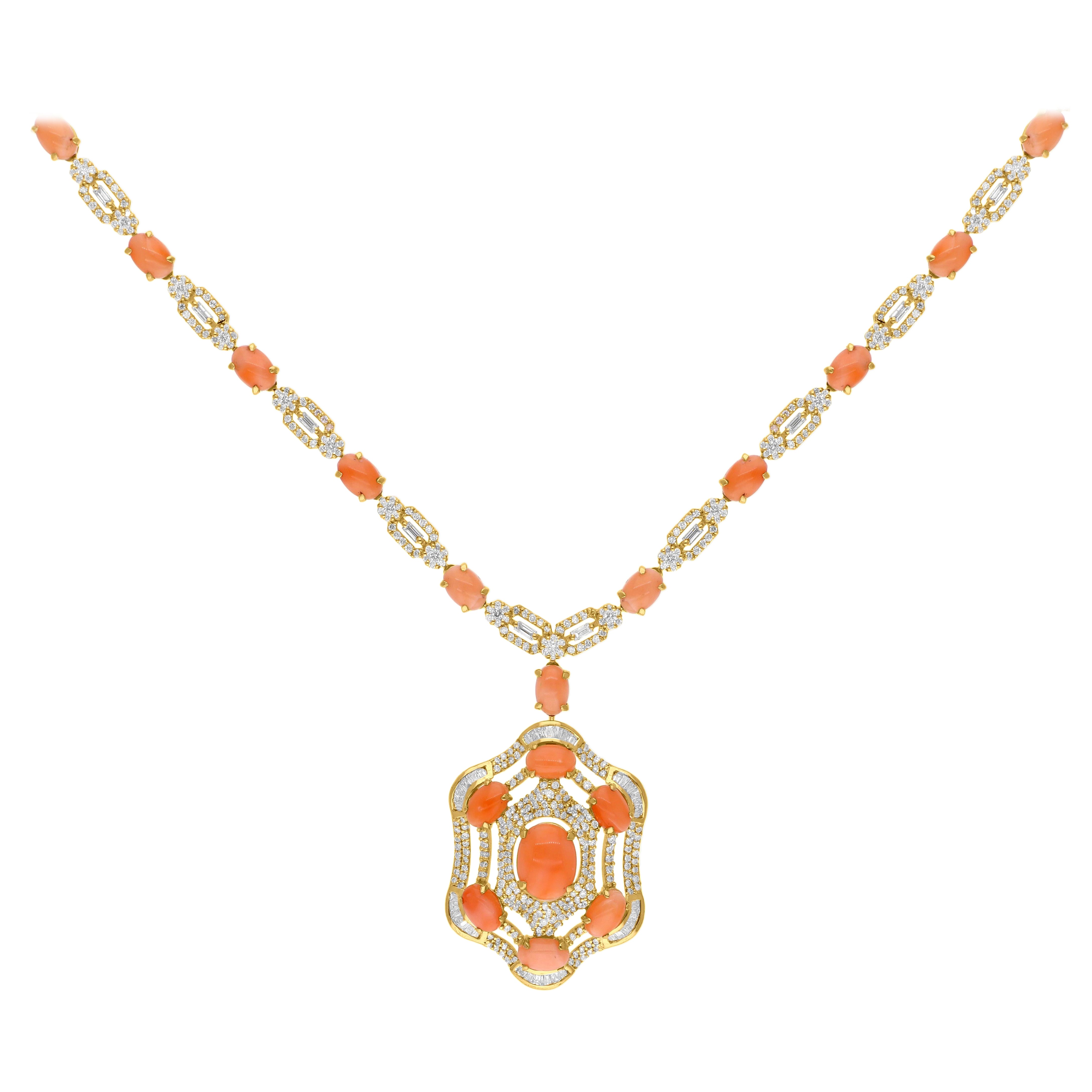 Collana con corallo naturale da 18,04 carati e accenti di diamante da 5,45 carati in oro giallo 14 carati
