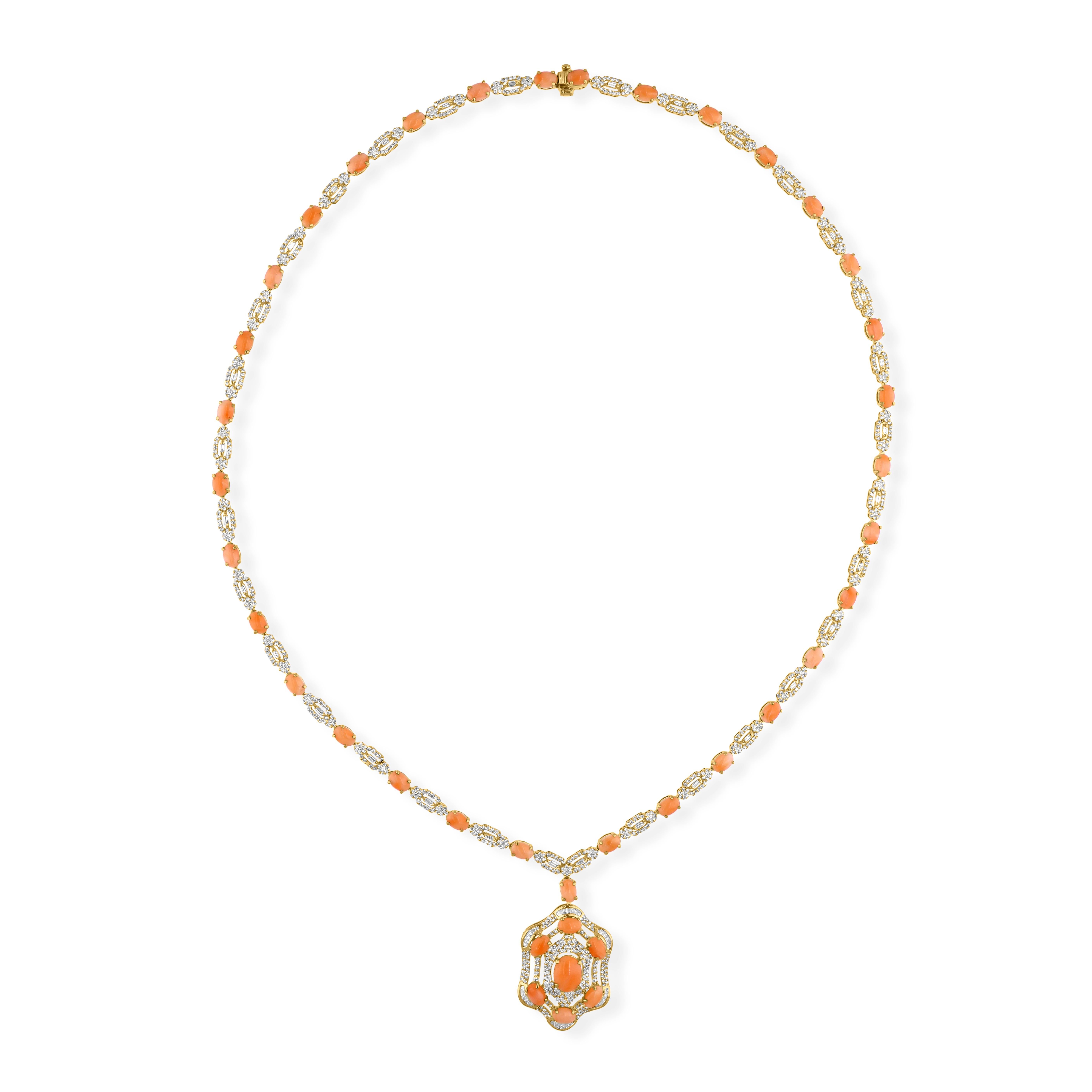 Collier Pendentif Nature 18.04Ct Corail 5.45Ct Diamants Accents Or Jaune 18 Karat en vente 1