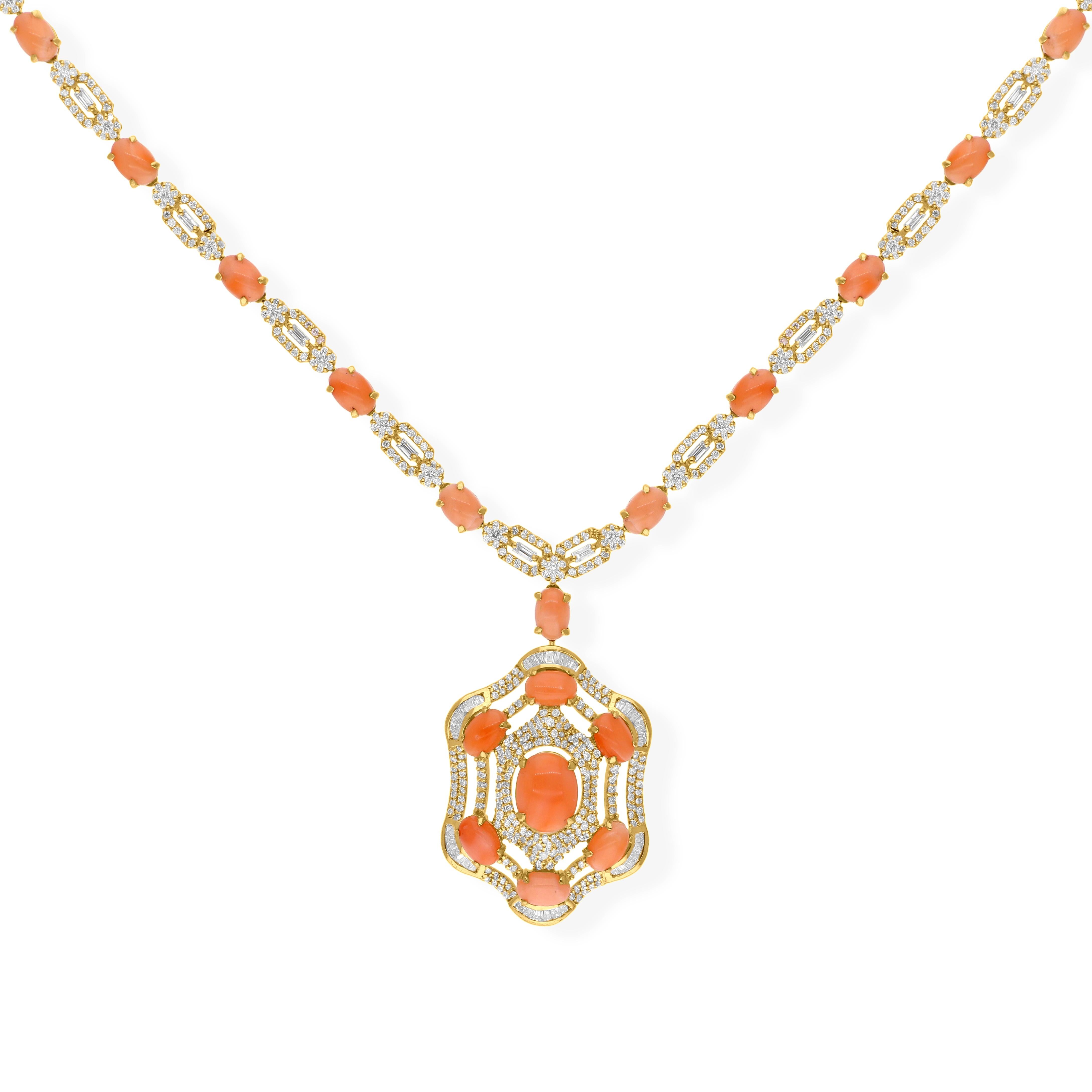 Collana con corallo naturale da 18,04 carati e accenti di diamante da 5,45 carati in oro giallo 18 carati
