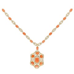 Natural 18.04Ct Coral 5.45Ct Diamond Pendant Necklace 18 Karat Yellow Gold