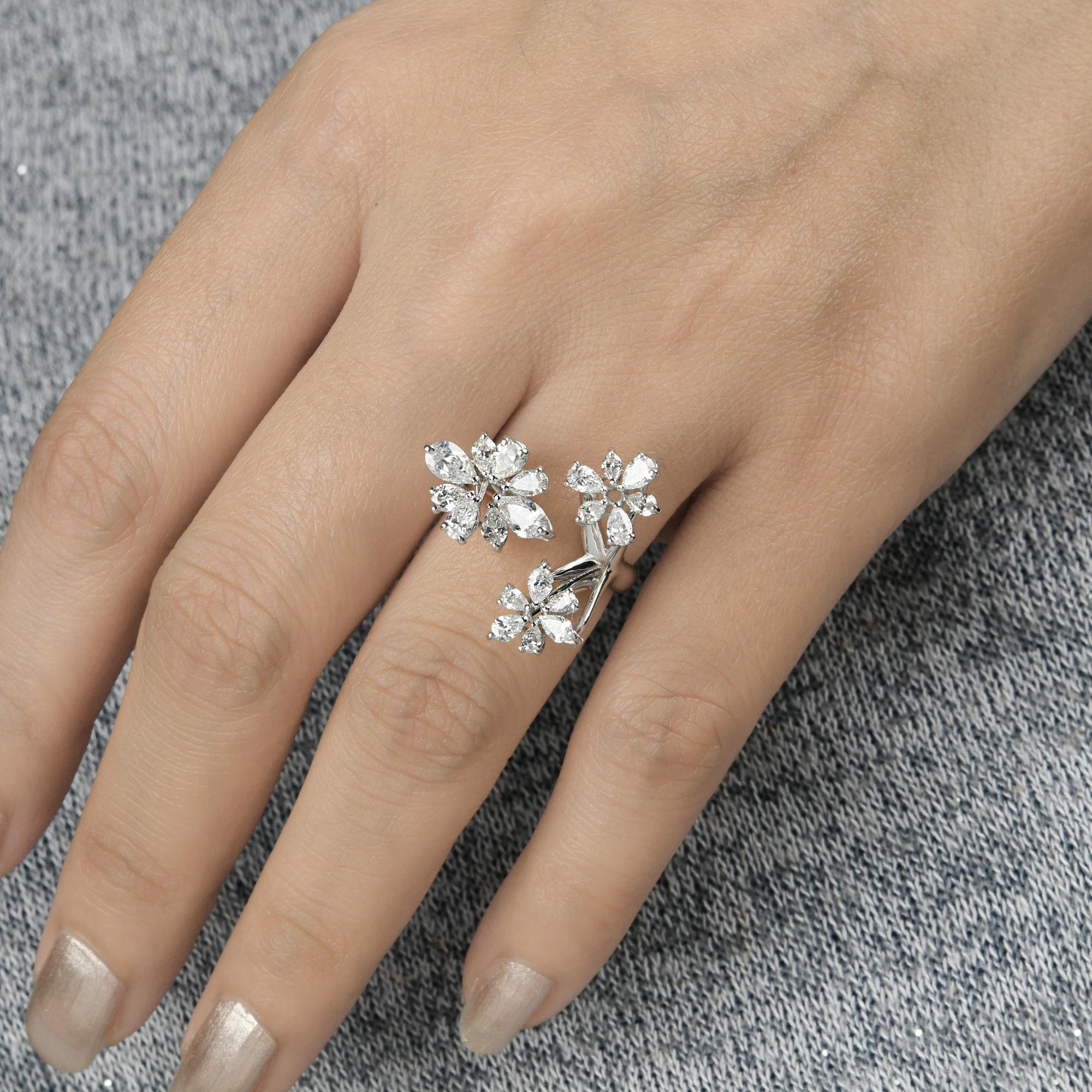 Women's Natural 1.83 Carat Pear Diamond Flower Ring 14 Karat White Gold Fine Jewelry For Sale