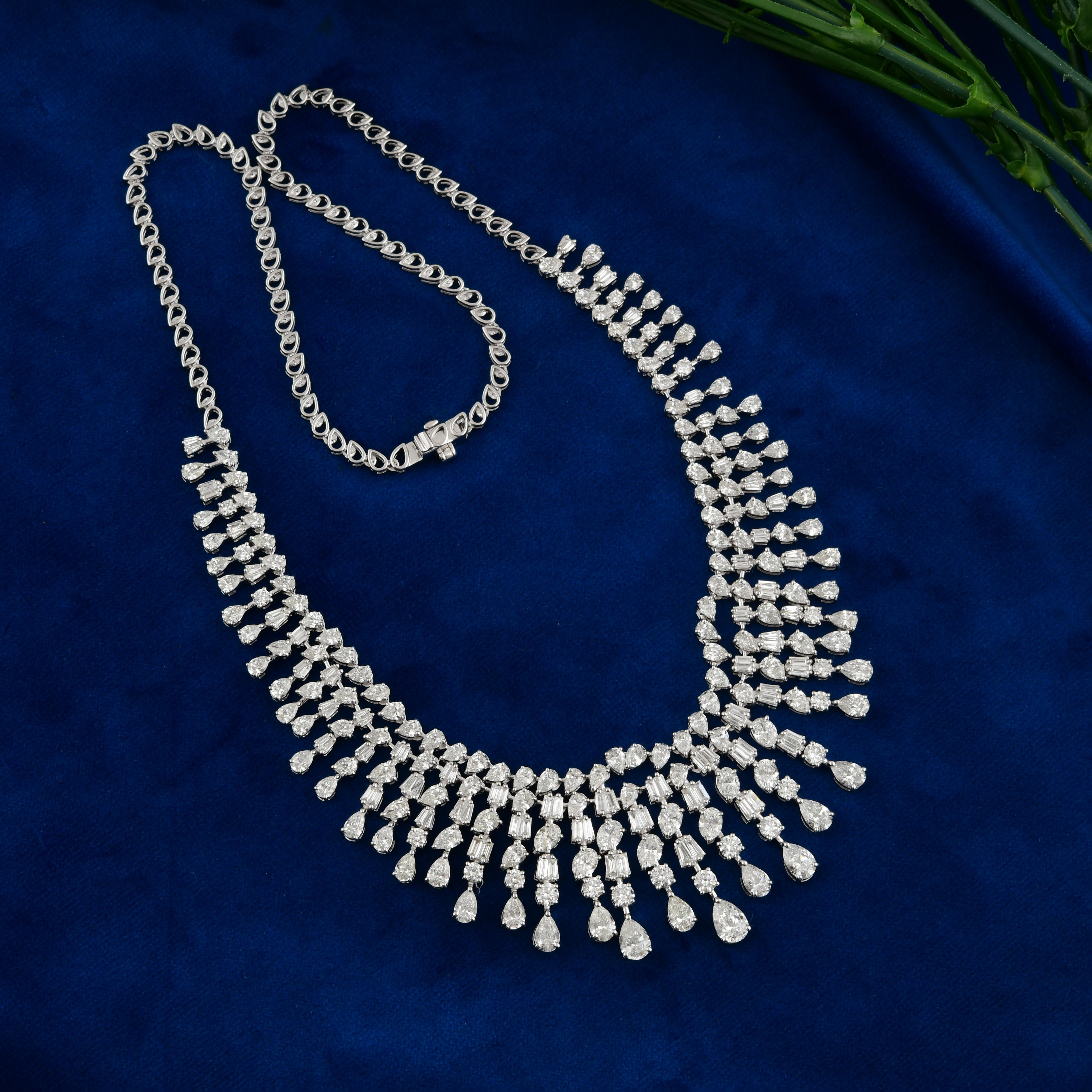 Collana di diamanti multipli naturali da 18,96 carati SI/H in oro bianco 18 carati Gioielli di pregio In condizioni Nuovo in vendita a Diera, Dubai